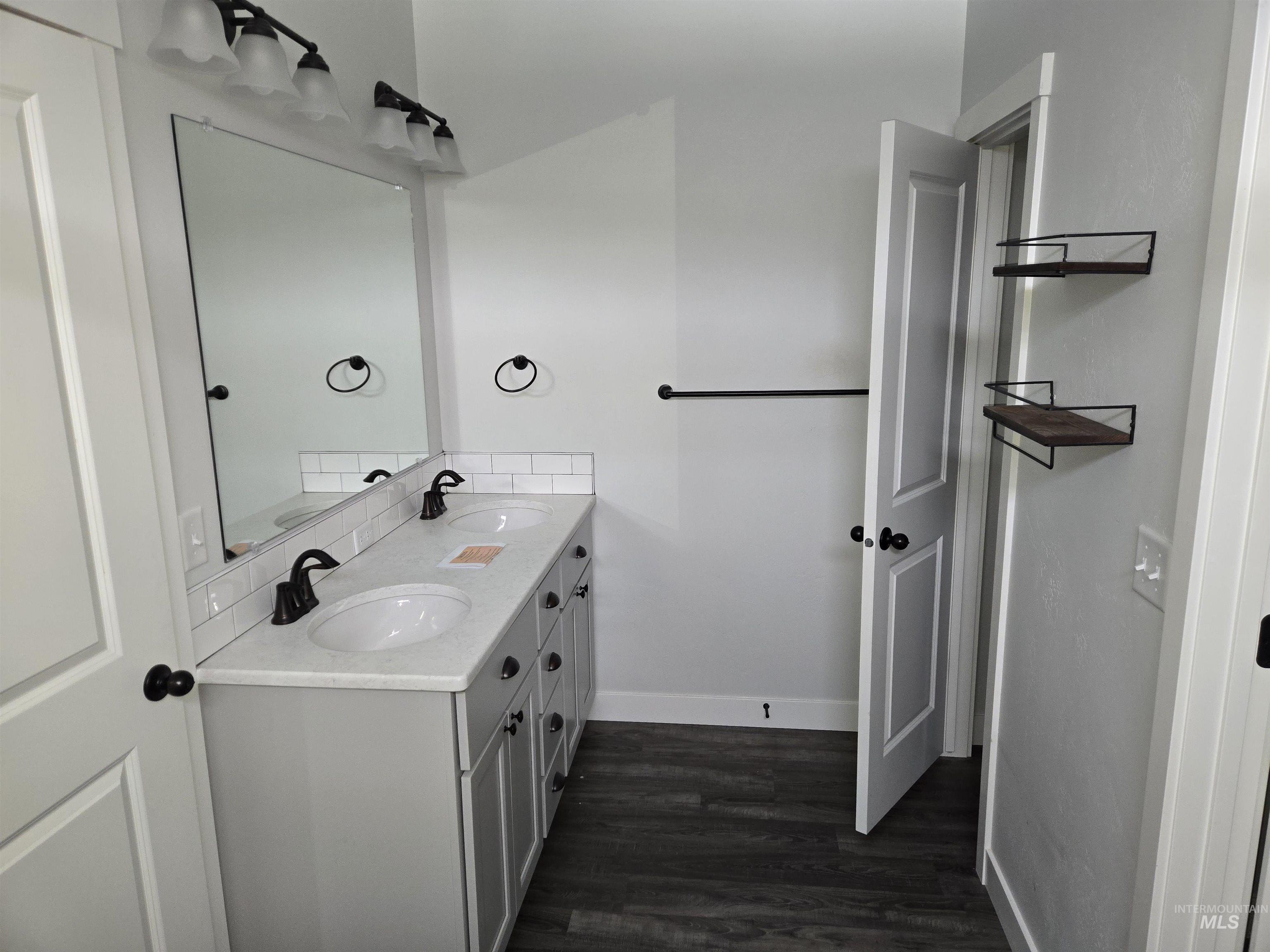 1418 N Birch Street, Jerome, Idaho 83338, 4 Bedrooms, 2 Bathrooms, Residential For Sale, Price $351,300, 98980639