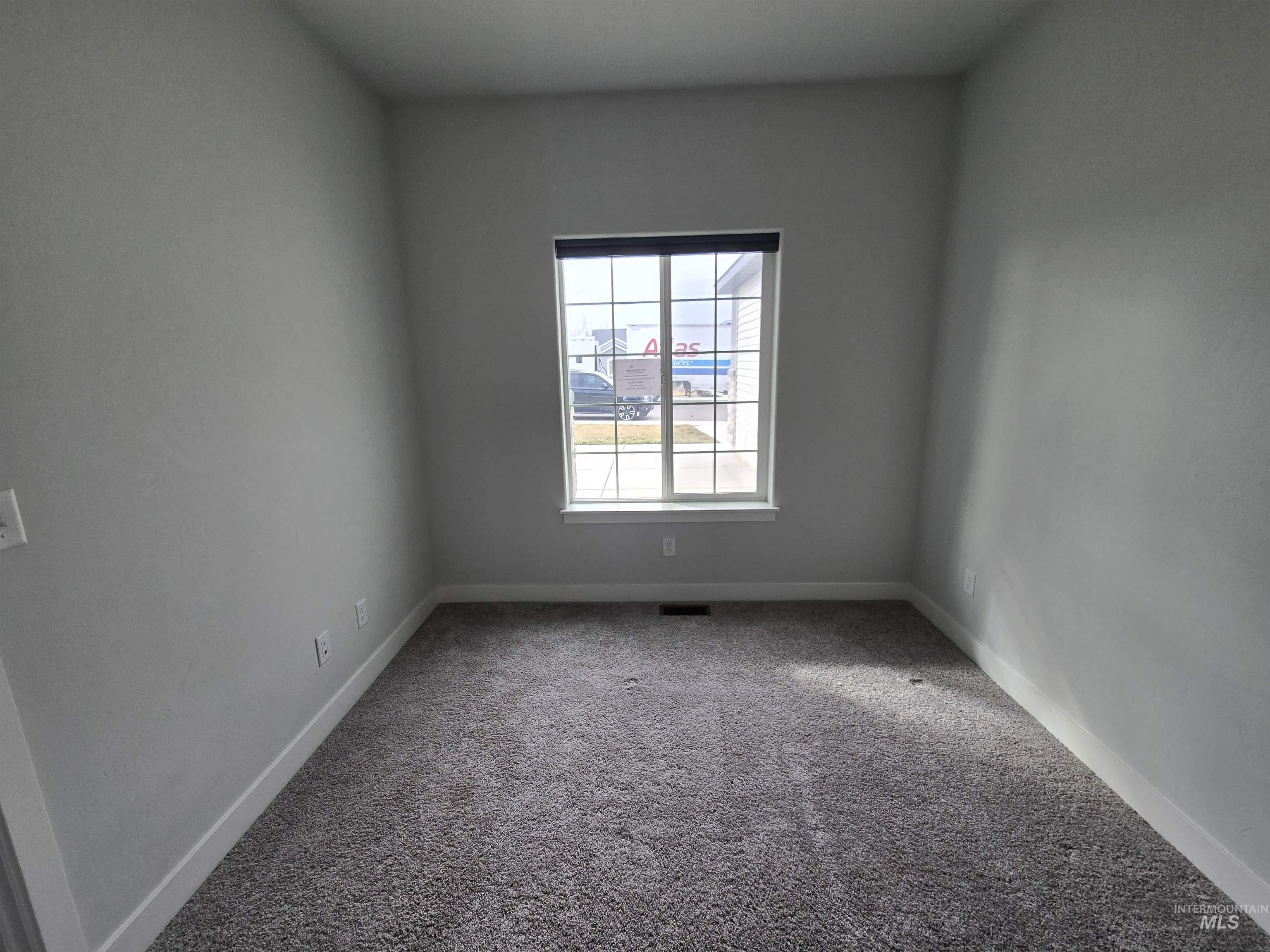 1418 N Birch Street, Jerome, Idaho 83338, 4 Bedrooms, 2 Bathrooms, Residential For Sale, Price $351,300, 98980639