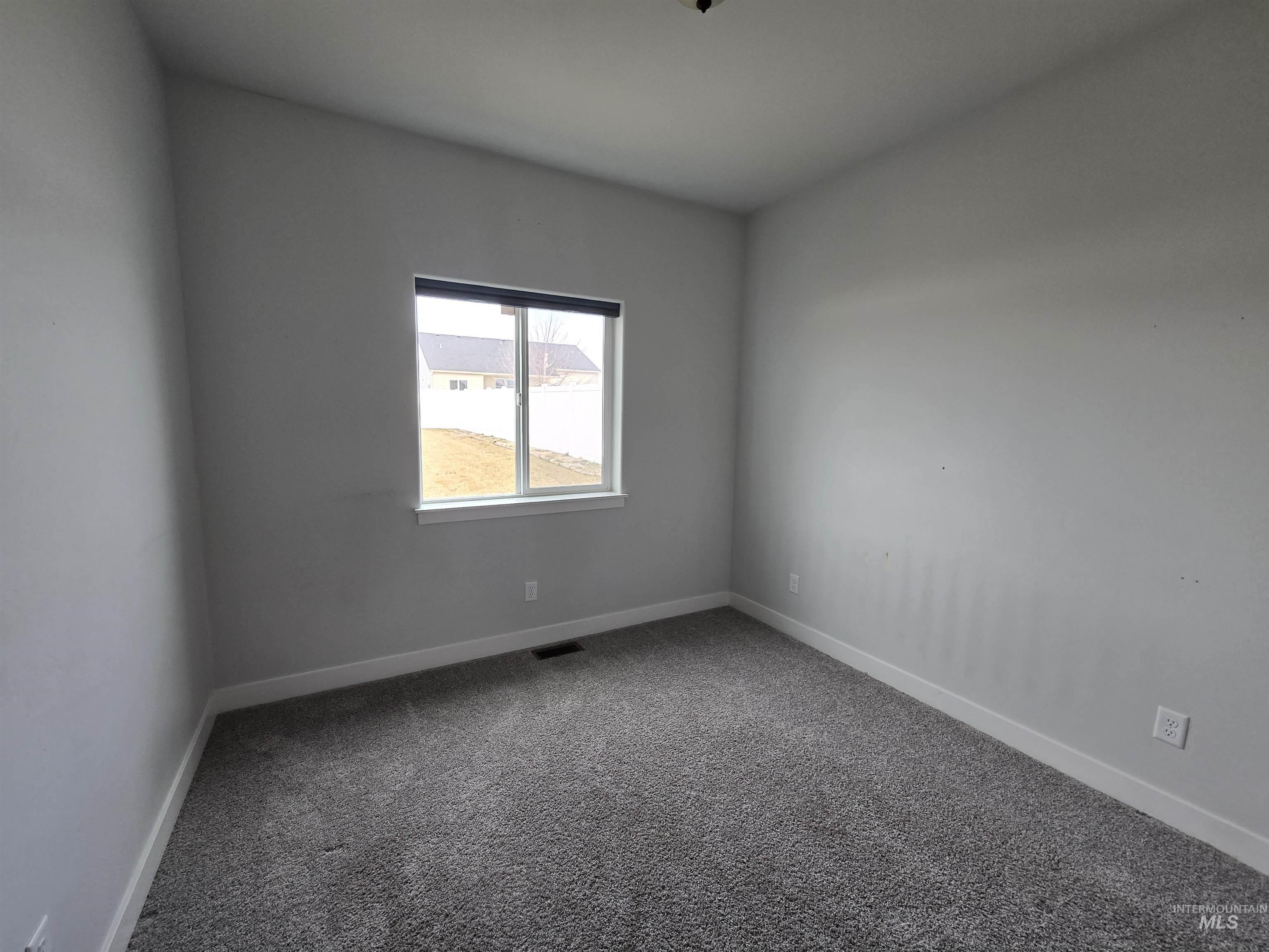 1418 N Birch Street, Jerome, Idaho 83338, 4 Bedrooms, 2 Bathrooms, Residential For Sale, Price $351,300, 98980639