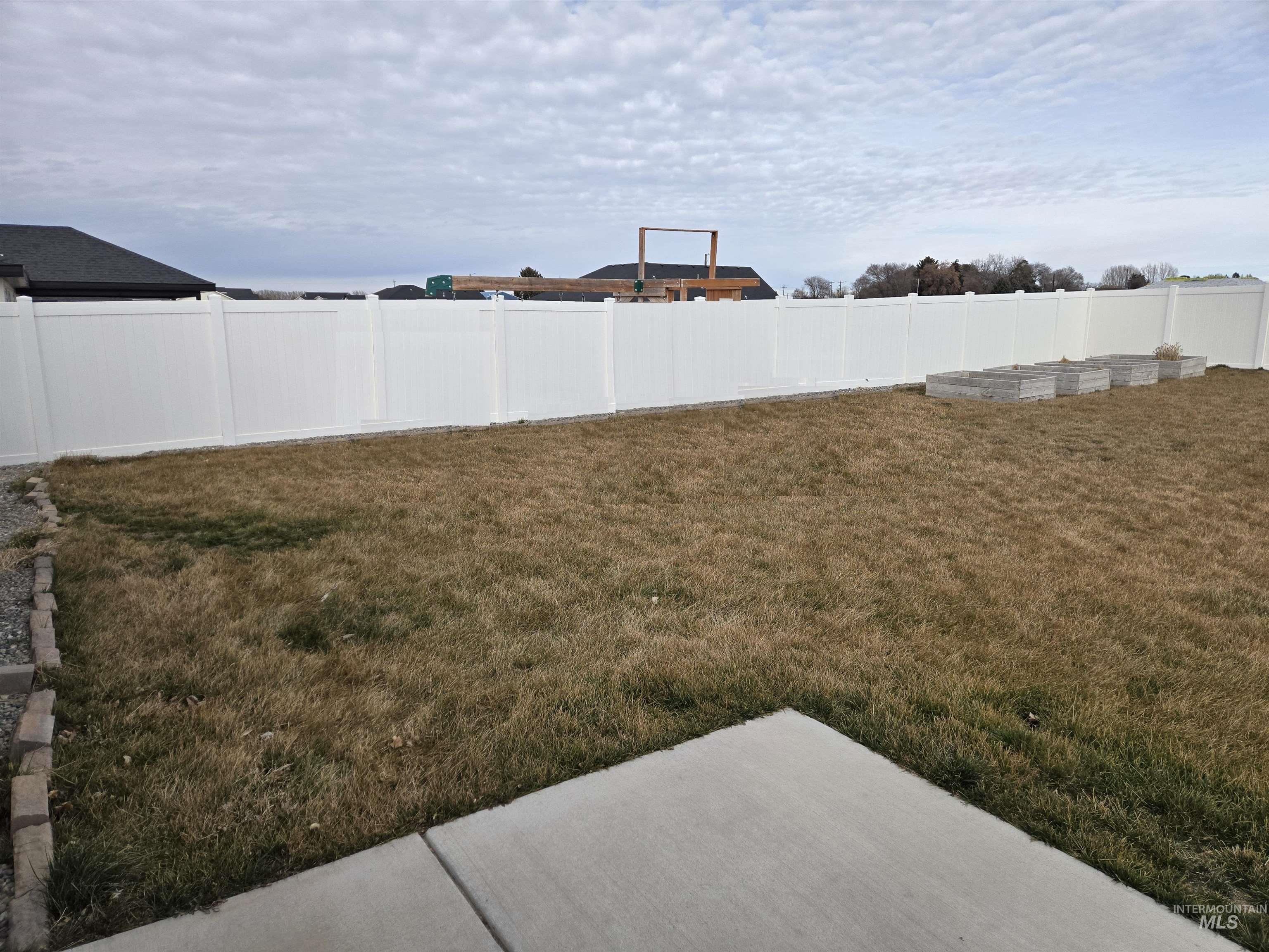 1418 N Birch Street, Jerome, Idaho 83338, 4 Bedrooms, 2 Bathrooms, Residential For Sale, Price $351,300, 98980639