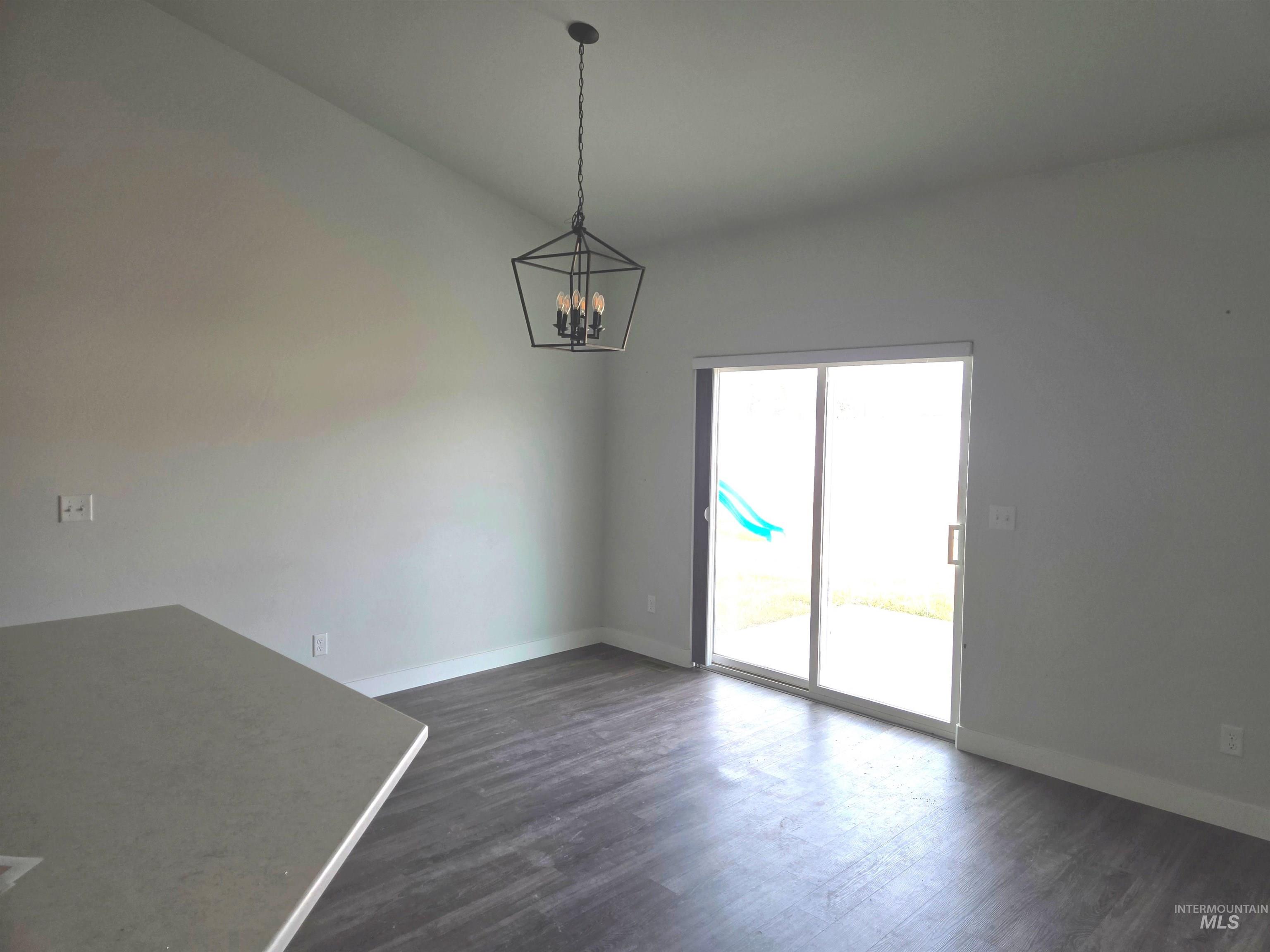 1418 N Birch Street, Jerome, Idaho 83338, 4 Bedrooms, 2 Bathrooms, Residential For Sale, Price $351,300, 98980639