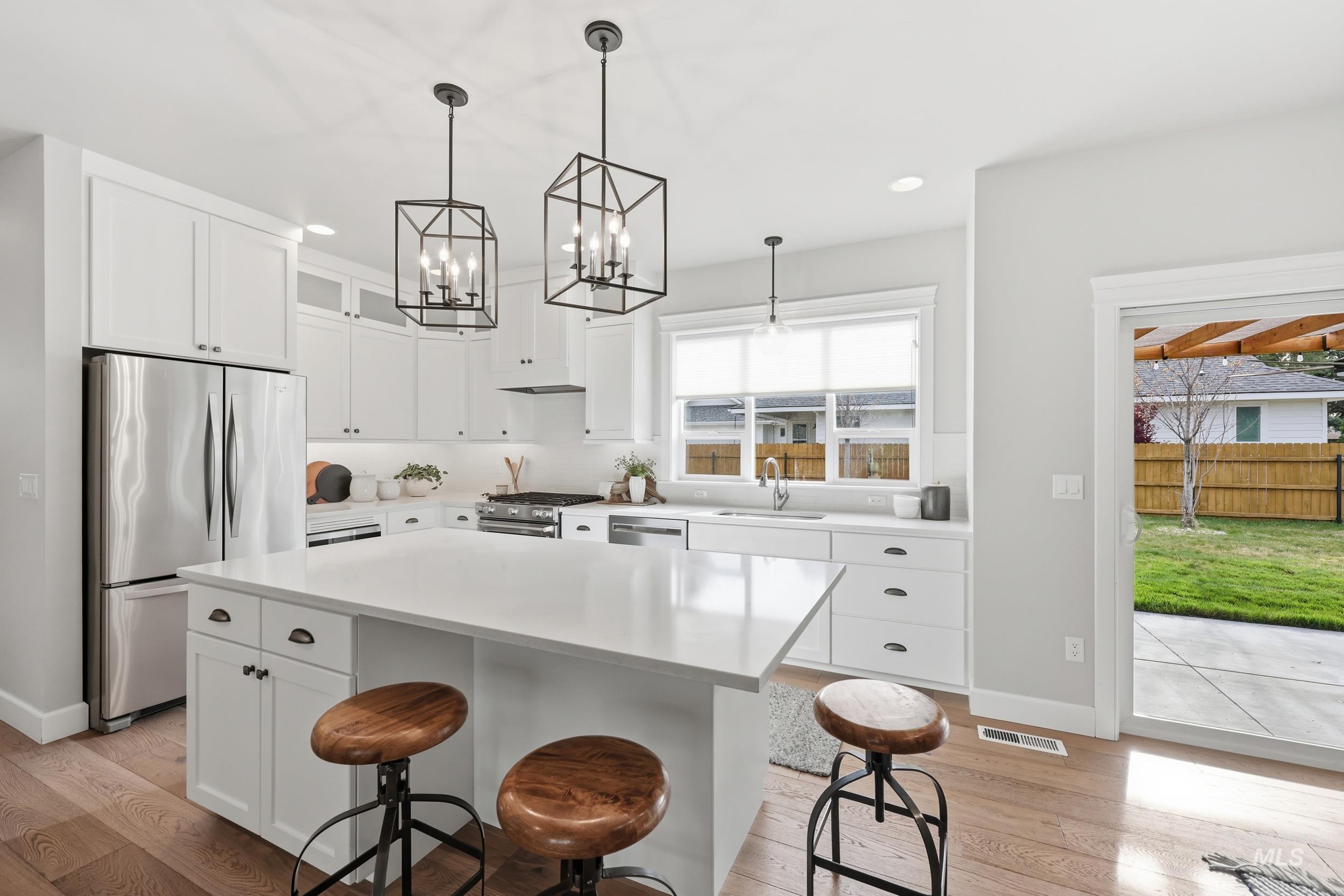 2002 S Hilton, Boise, Idaho 83705, 3 Bedrooms, 2 Bathrooms, Residential For Sale, Price $634,900, 98980640