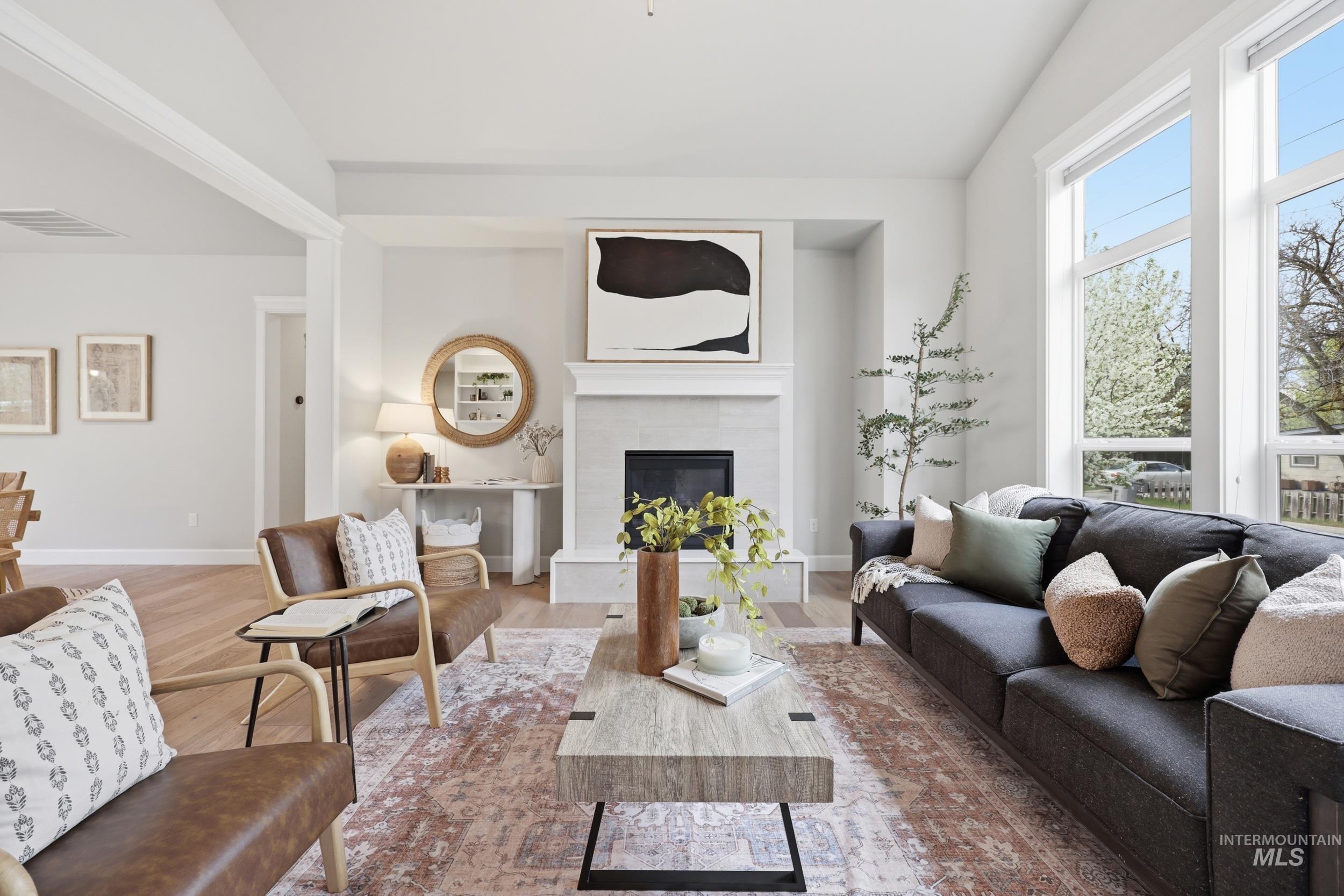 2002 S Hilton, Boise, Idaho 83705, 3 Bedrooms, 2 Bathrooms, Residential For Sale, Price $634,900, 98980640