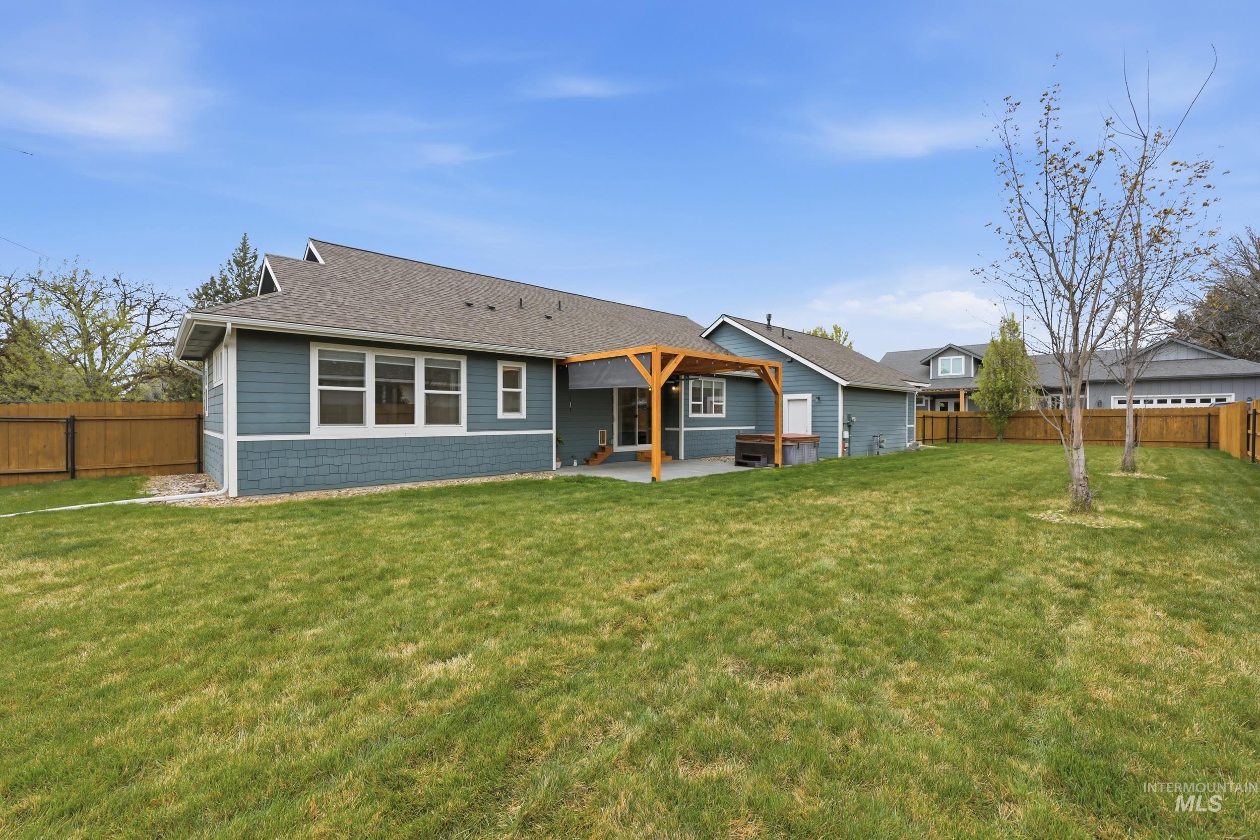 2002 S Hilton, Boise, Idaho 83705, 3 Bedrooms, 2 Bathrooms, Residential For Sale, Price $634,900, 98980640