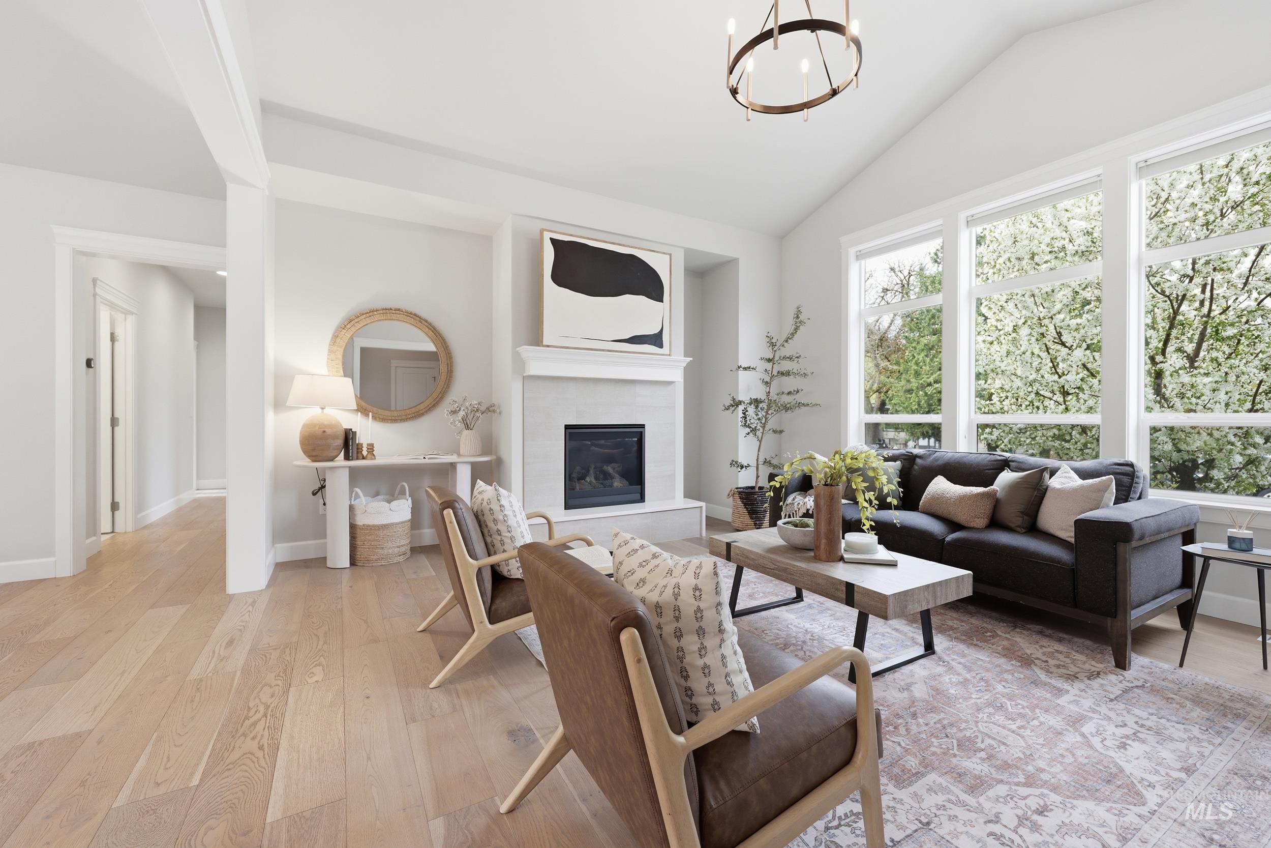 2002 S Hilton, Boise, Idaho 83705, 3 Bedrooms, 2 Bathrooms, Residential For Sale, Price $634,900, 98980640