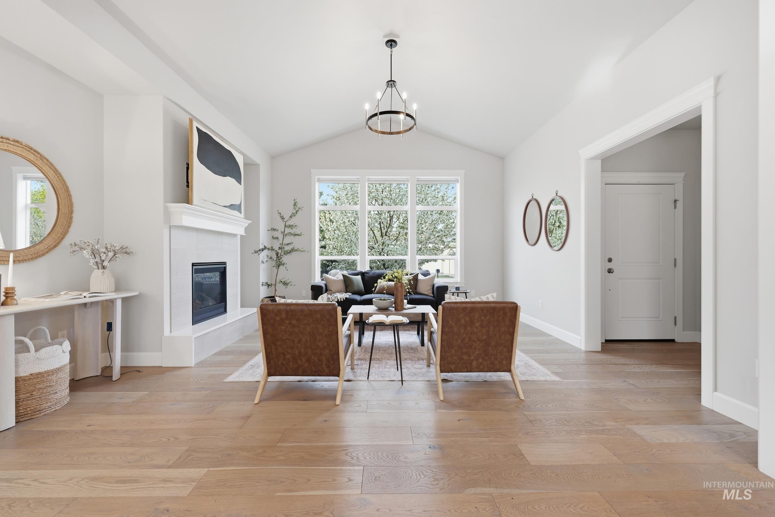 2002 S Hilton, Boise, Idaho 83705, 3 Bedrooms, 2 Bathrooms, Residential For Sale, Price $634,900, 98980640