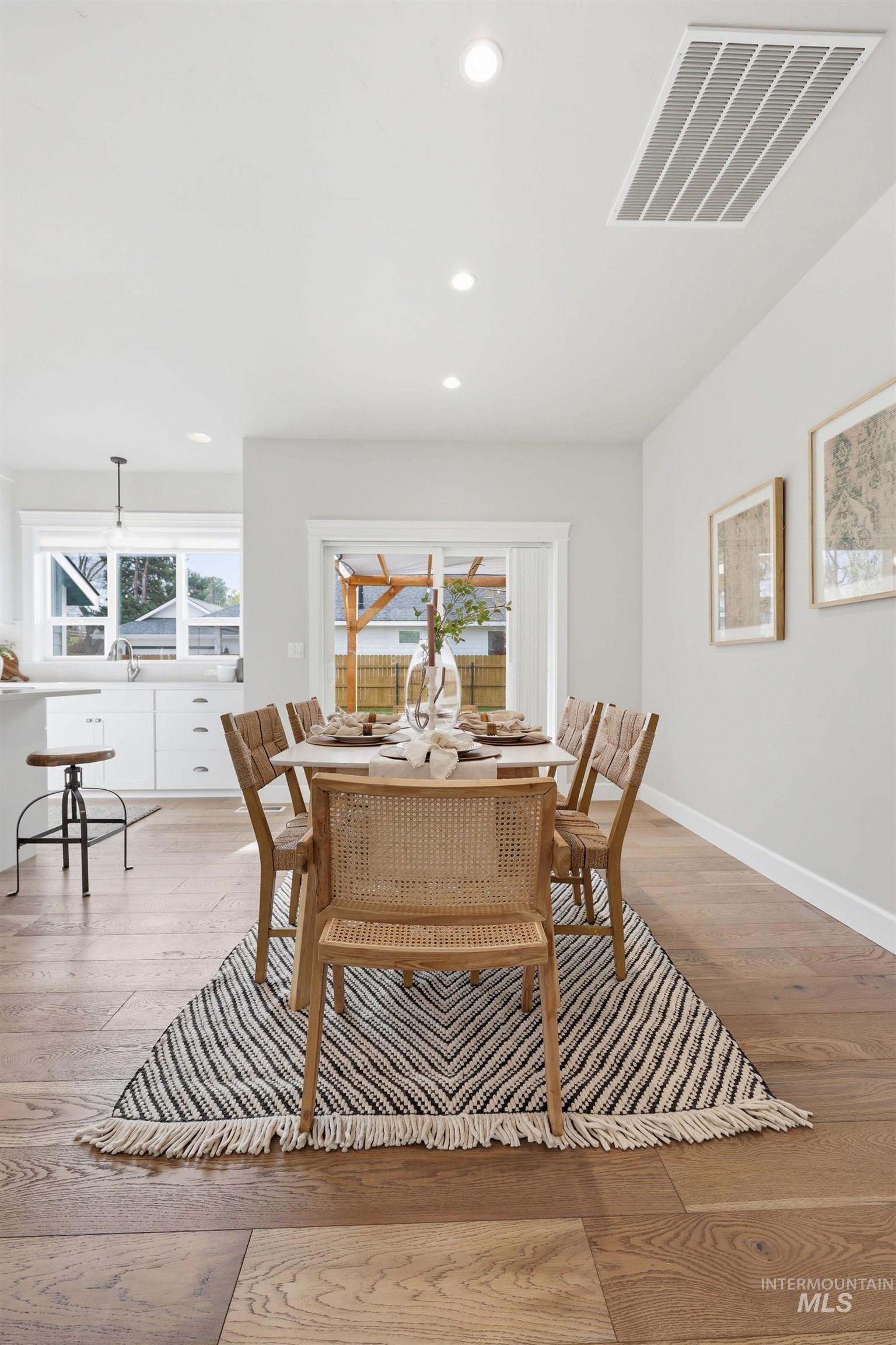 2002 S Hilton, Boise, Idaho 83705, 3 Bedrooms, 2 Bathrooms, Residential For Sale, Price $634,900, 98980640