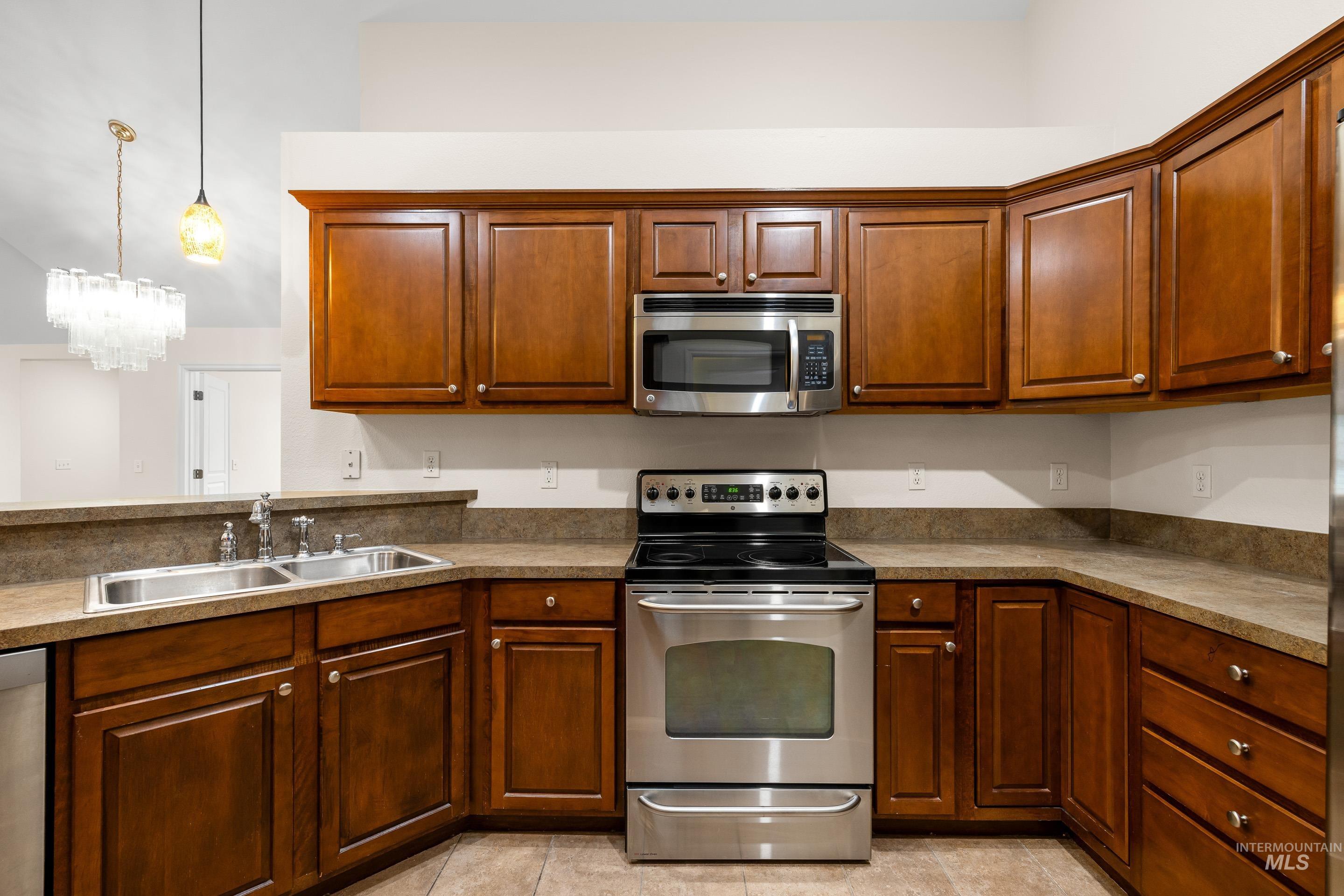 1538 N McKinney, Boise, Idaho 83704, 2 Bedrooms, 2 Bathrooms, Residential For Sale, Price $415,000, 98980642