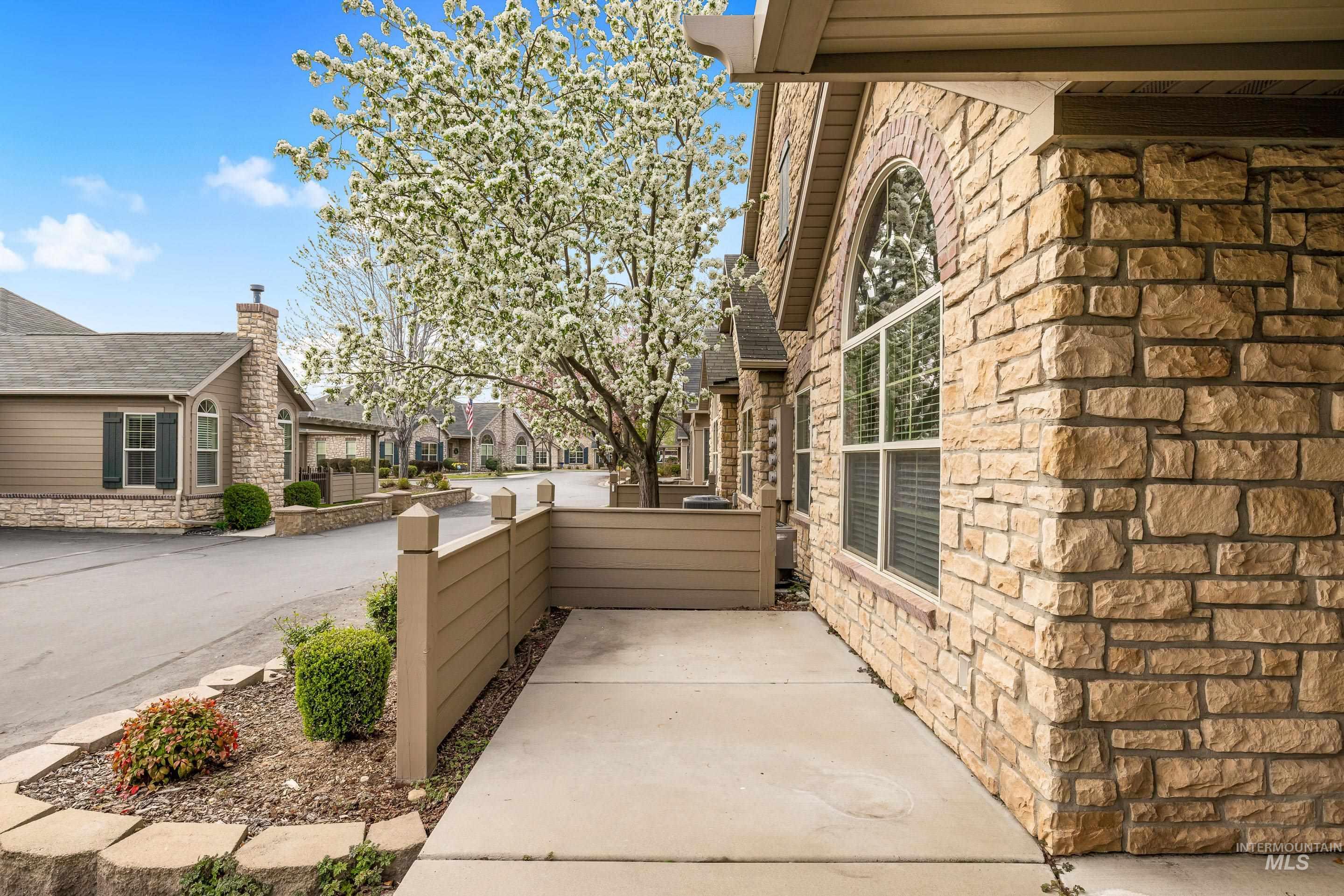 1538 N McKinney, Boise, Idaho 83704, 2 Bedrooms, 2 Bathrooms, Residential For Sale, Price $415,000, 98980642