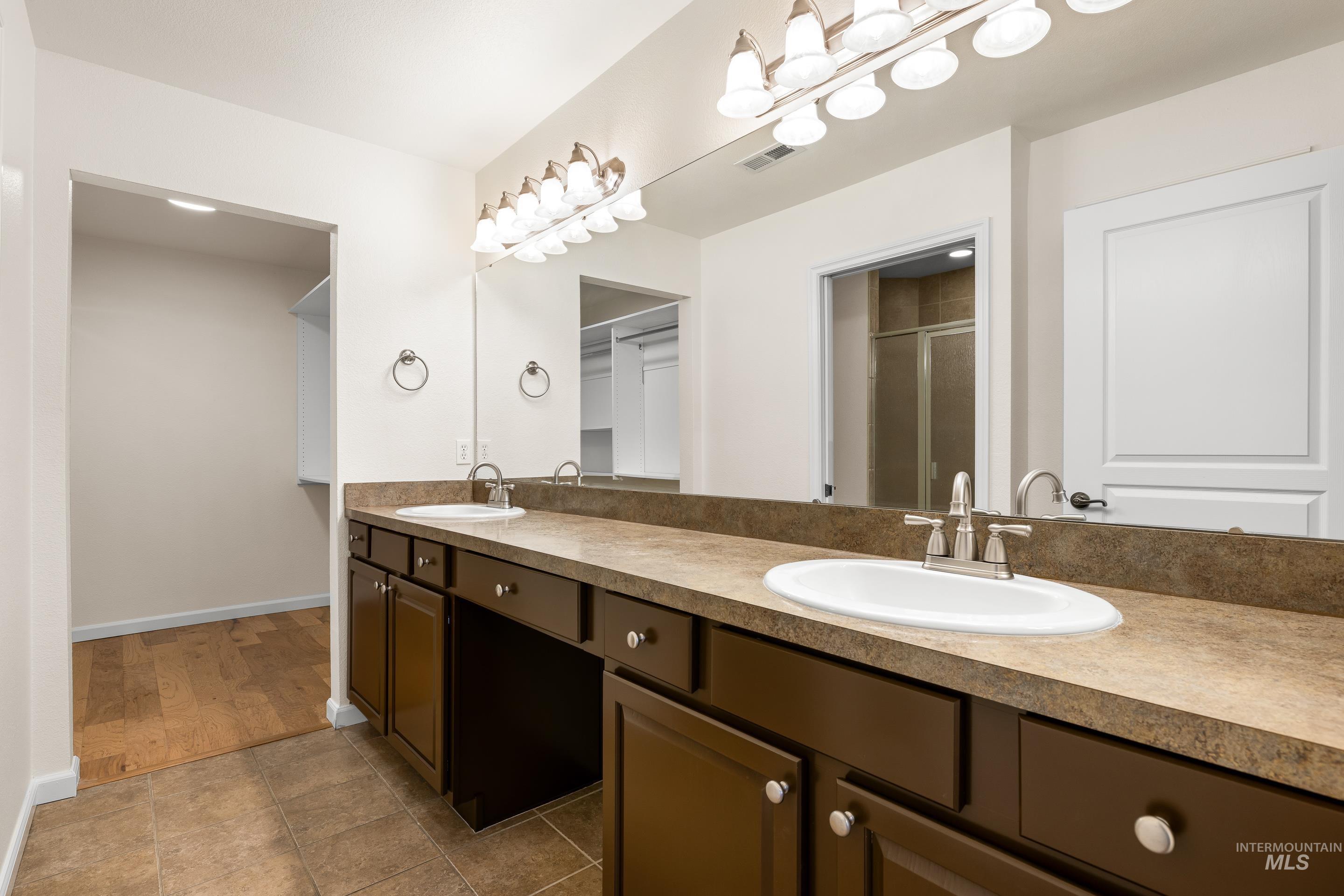 1538 N McKinney, Boise, Idaho 83704, 2 Bedrooms, 2 Bathrooms, Residential For Sale, Price $415,000, 98980642