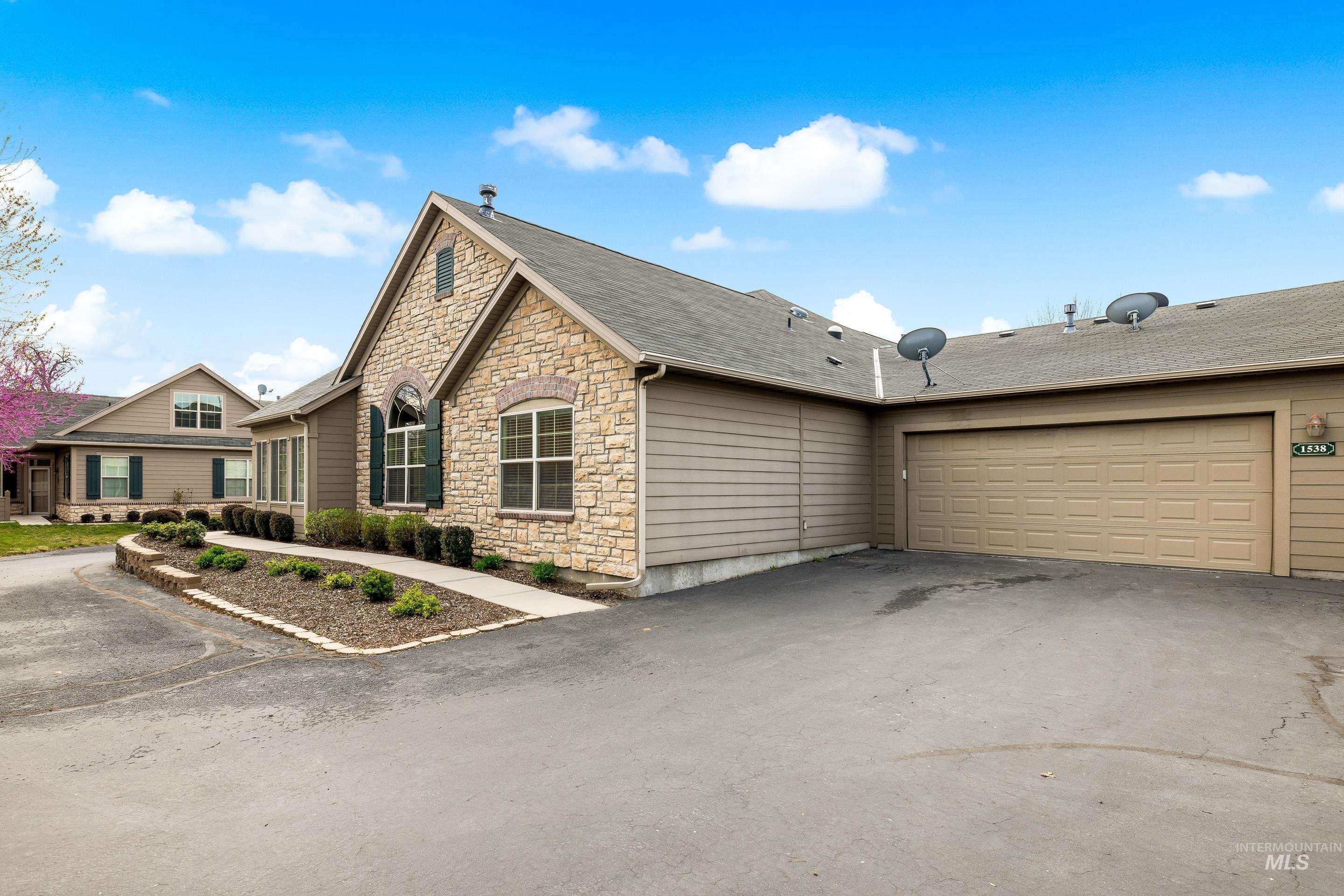 1538 N McKinney, Boise, Idaho 83704, 2 Bedrooms, 2 Bathrooms, Residential For Sale, Price $415,000, 98980642