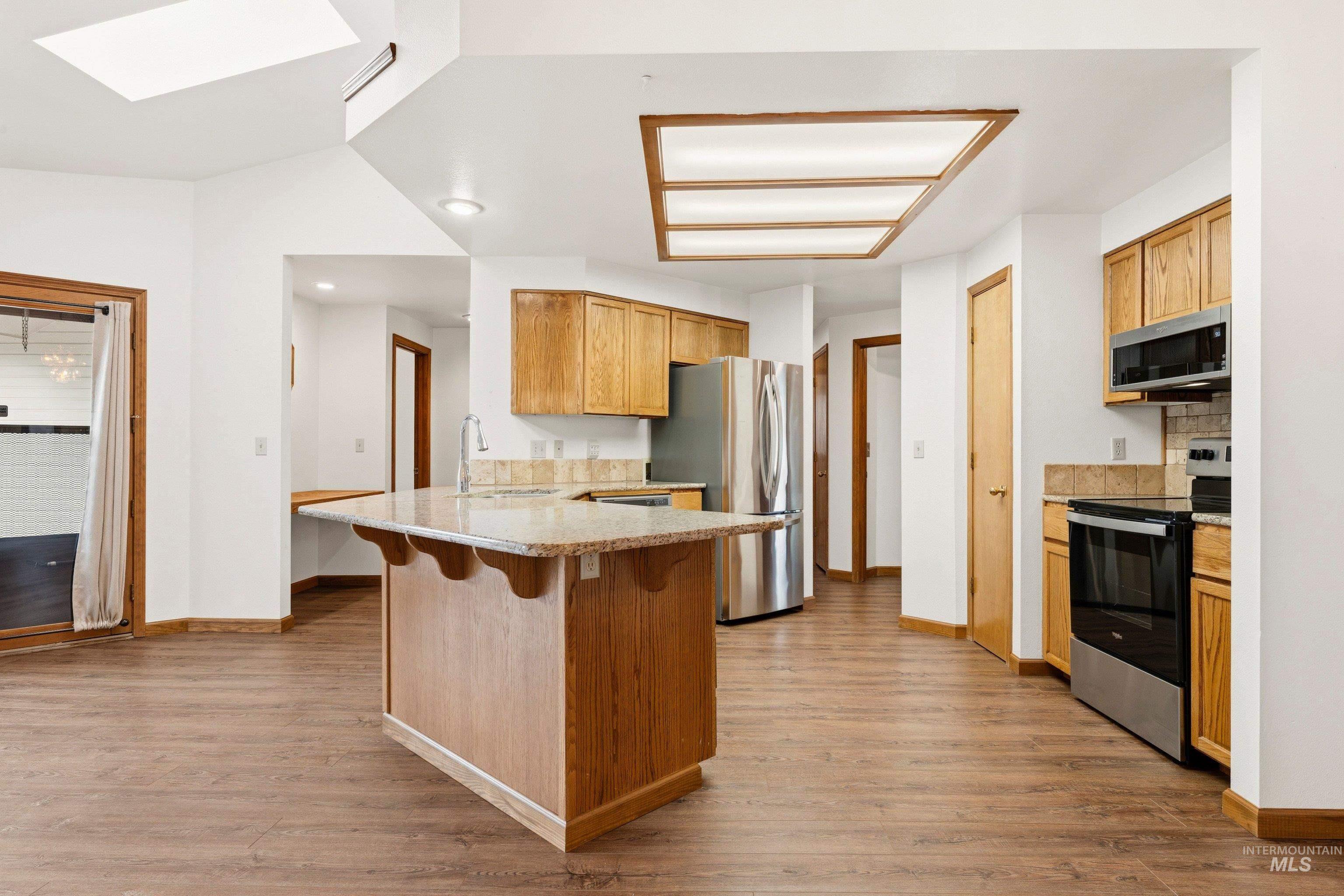 6615 W Limelight Dr, Boise, Idaho 83714, 3 Bedrooms, 2 Bathrooms, Residential For Sale, Price $499,900,MLS 98980645
