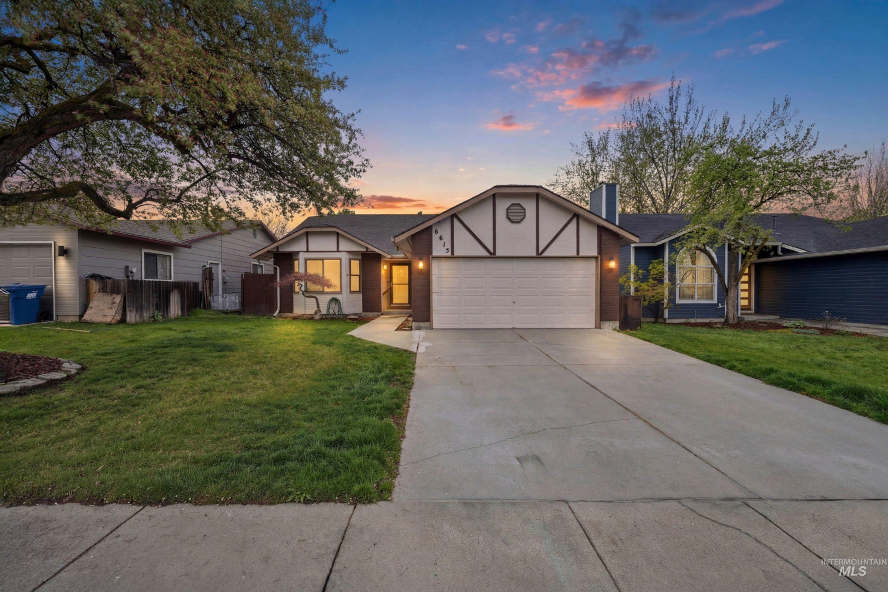 6615 W Limelight Dr, Boise, Idaho 83714, 3 Bedrooms, 2 Bathrooms, Residential For Sale, Price $499,900,MLS 98980645