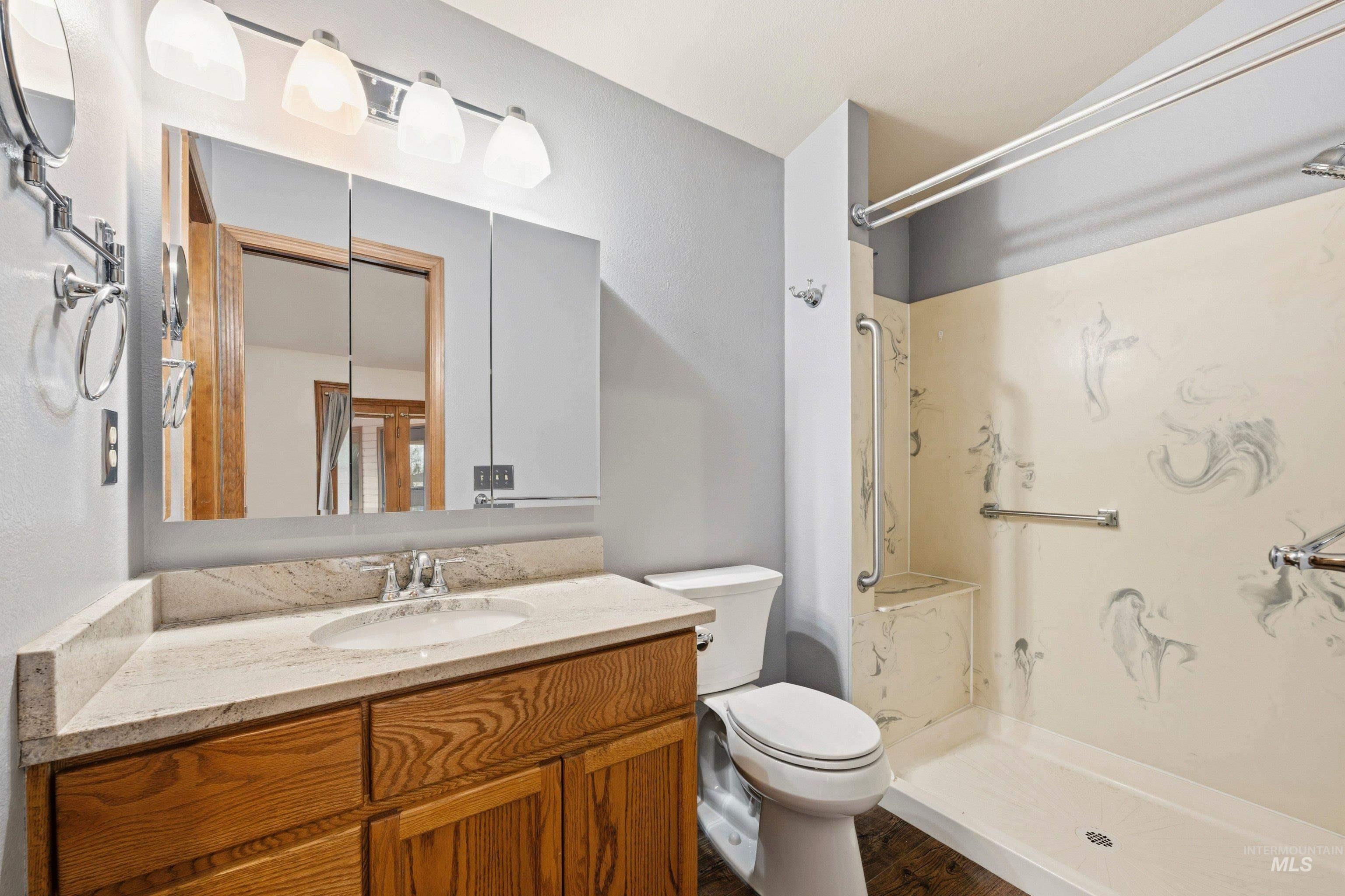 6615 W Limelight Dr, Boise, Idaho 83714, 3 Bedrooms, 2 Bathrooms, Residential For Sale, Price $499,900,MLS 98980645