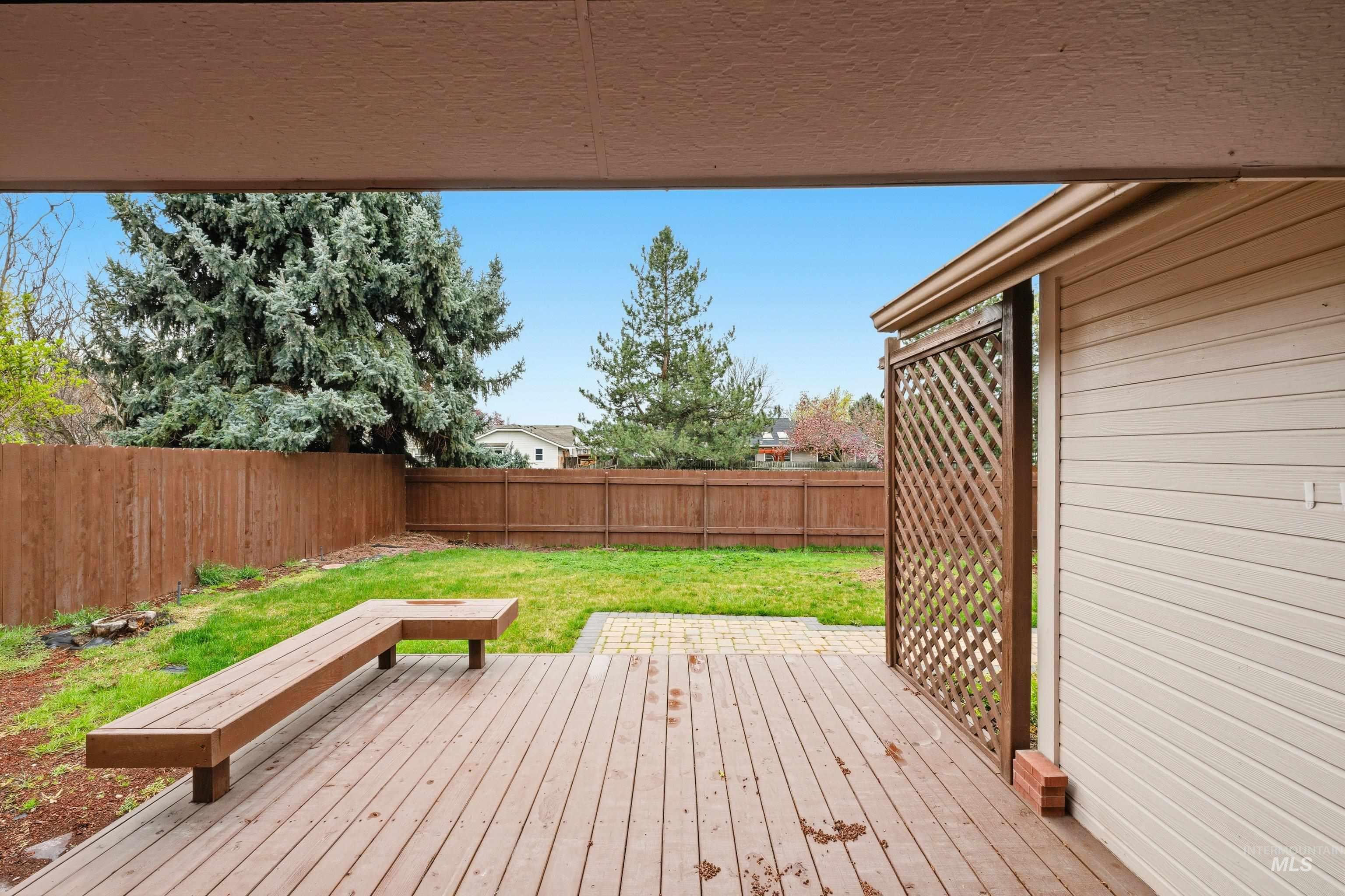 6615 W Limelight Dr, Boise, Idaho 83714, 3 Bedrooms, 2 Bathrooms, Residential For Sale, Price $499,900,MLS 98980645