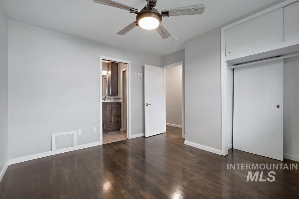 225 SW Park, New Plymouth, Idaho 83655, 4 Bedrooms, 2 Bathrooms, Residential For Sale, Price $389,900, 98980646