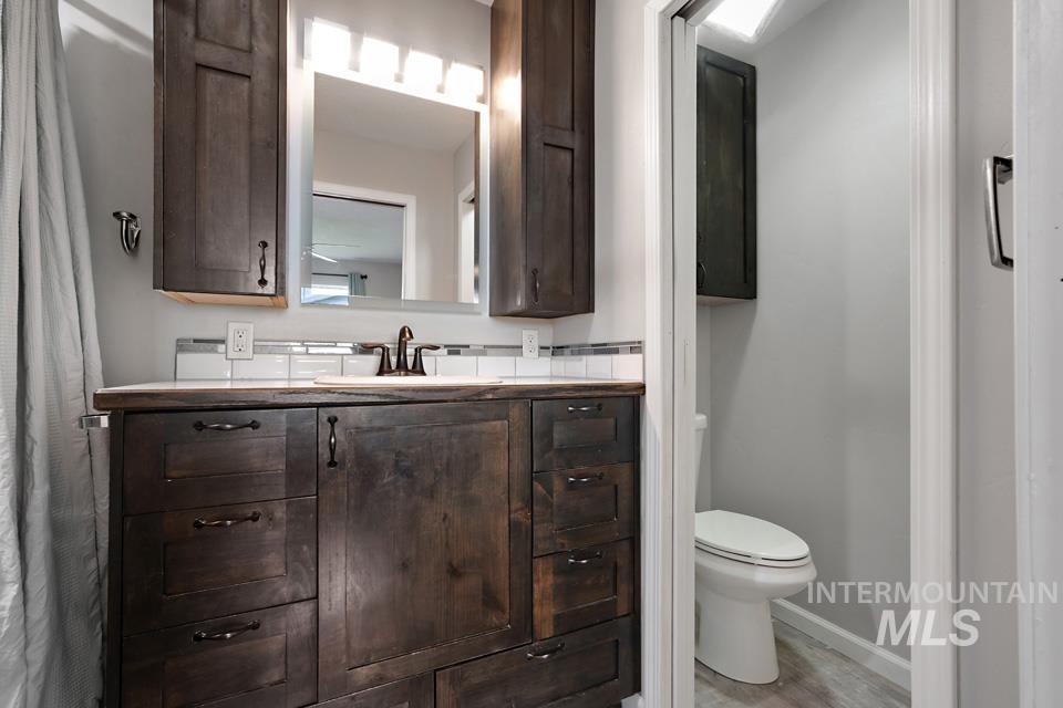 225 SW Park, New Plymouth, Idaho 83655, 4 Bedrooms, 2 Bathrooms, Residential For Sale, Price $389,900, 98980646