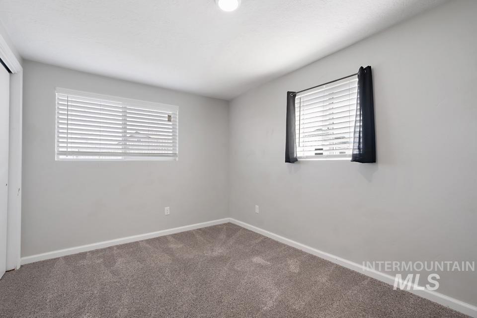 225 SW Park, New Plymouth, Idaho 83655, 4 Bedrooms, 2 Bathrooms, Residential For Sale, Price $389,900, 98980646