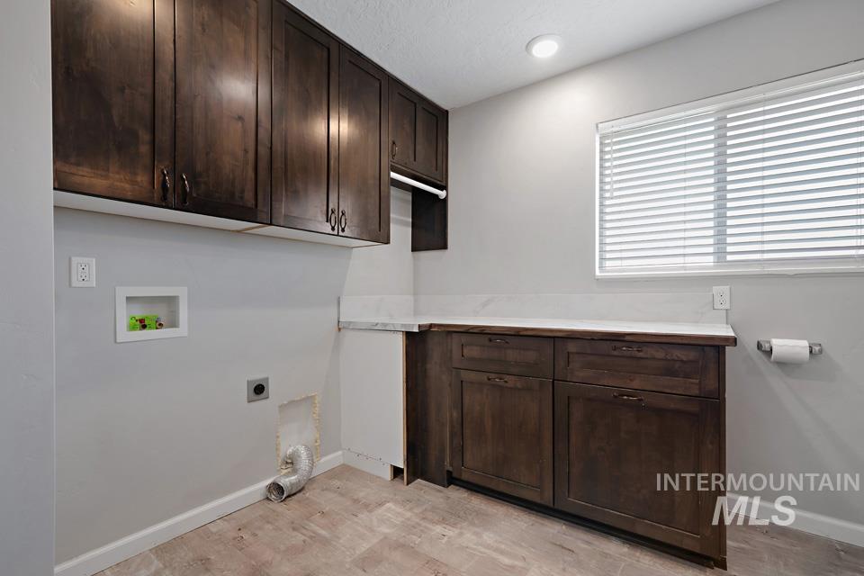 225 SW Park, New Plymouth, Idaho 83655, 4 Bedrooms, 2 Bathrooms, Residential For Sale, Price $389,900, 98980646