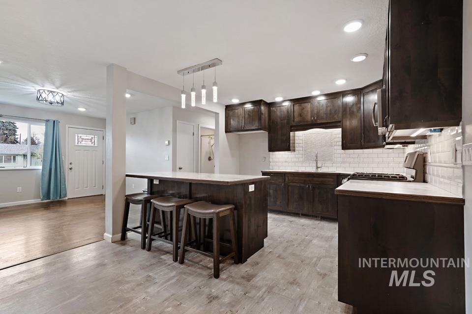 225 SW Park, New Plymouth, Idaho 83655, 4 Bedrooms, 2 Bathrooms, Residential For Sale, Price $389,900, 98980646