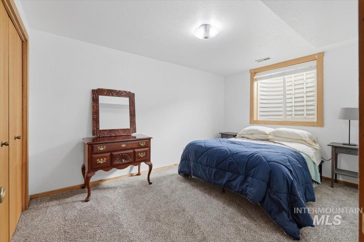 3020 Westview Lane, Nampa, Idaho 83686, 3 Bedrooms, 3 Bathrooms, Residential For Sale, Price $560,000, 98980647