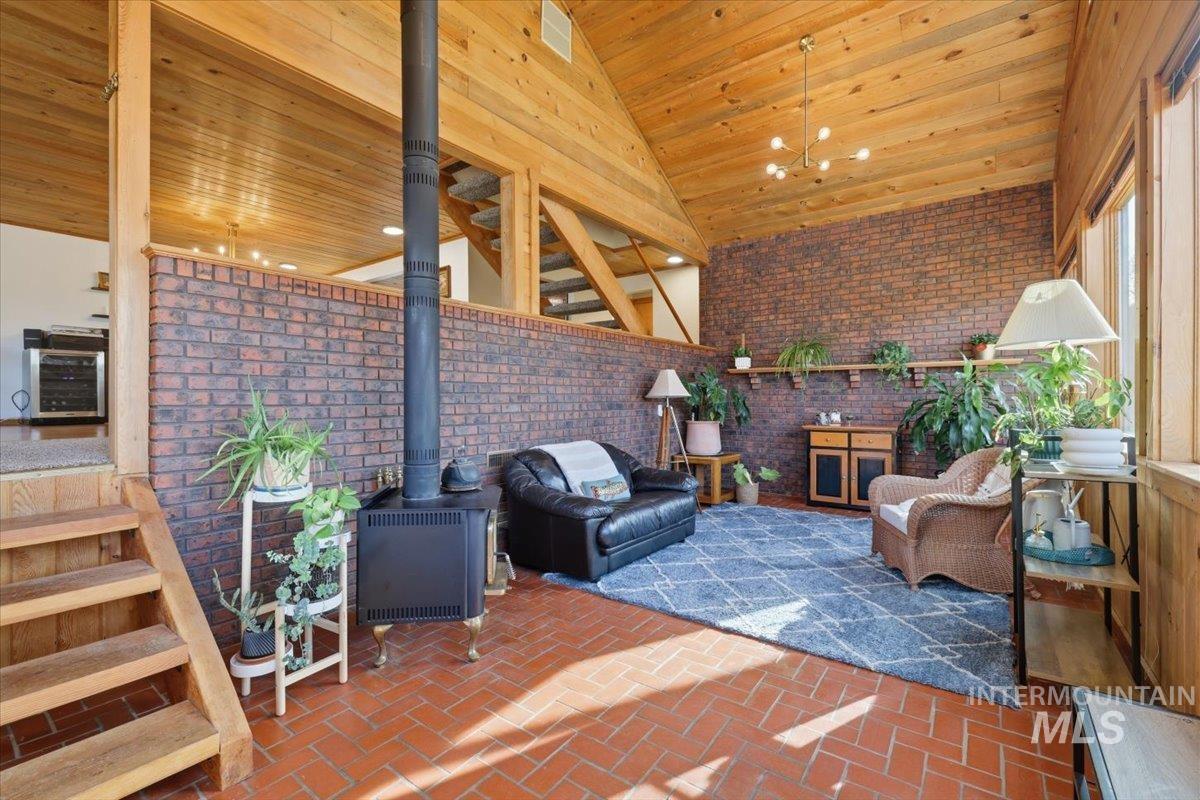 3020 Westview Lane, Nampa, Idaho 83686, 3 Bedrooms, 3 Bathrooms, Residential For Sale, Price $560,000, 98980647