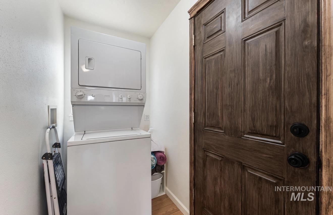 202 6th Street, Filer, Idaho 83328, 1 Bedroom, 1 Bathroom, Residential For Sale, Price $187,500,MLS 98980649