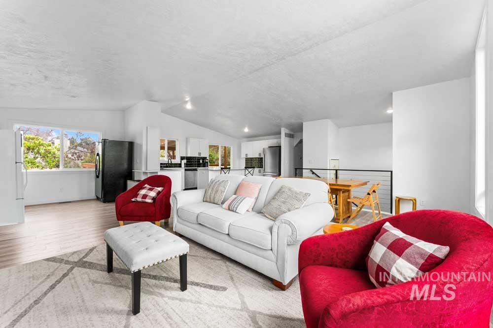 3032 S Chieftain Way, Boise, Idaho 83709, 6 Bedrooms, 3 Bathrooms, Residential For Sale, Price $634,990, 98980650