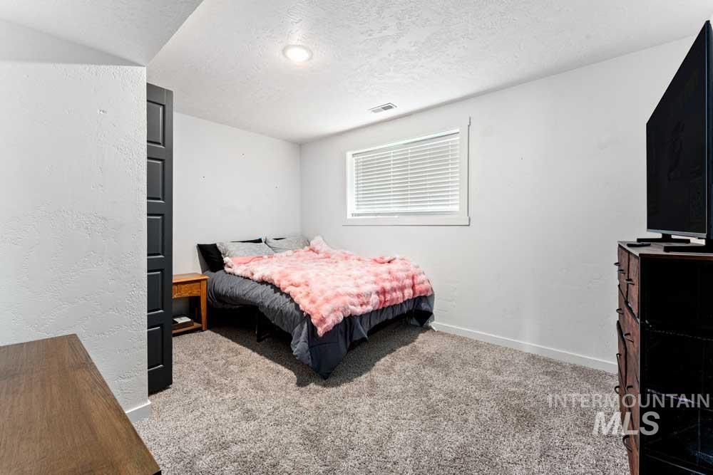 3032 S Chieftain Way, Boise, Idaho 83709, 6 Bedrooms, 3 Bathrooms, Residential For Sale, Price $634,990, 98980650