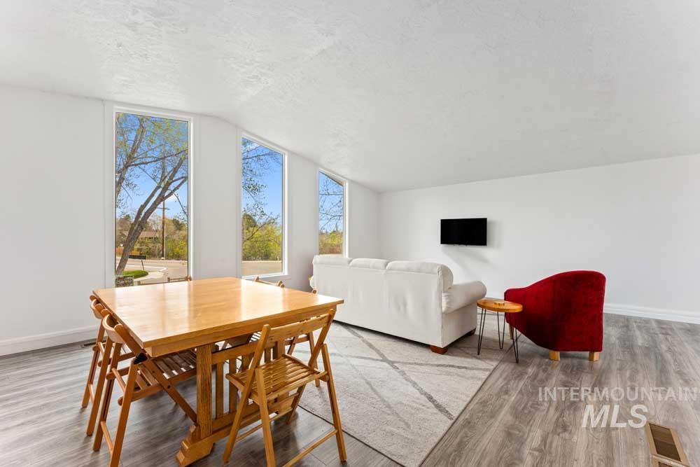 3032 S Chieftain Way, Boise, Idaho 83709, 6 Bedrooms, 3 Bathrooms, Residential For Sale, Price $634,990, 98980650