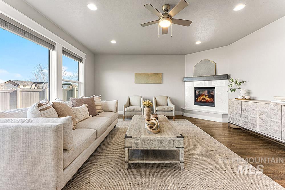 554 E Sicily Drive, Meridian, Idaho 83642, 4 Bedrooms, 2.5 Bathrooms, Residential For Sale, Price $749,900,MLS 98980651