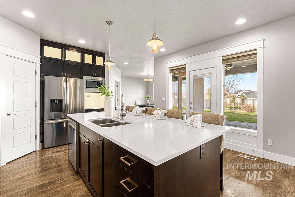 554 E Sicily Drive, Meridian, Idaho 83642, 4 Bedrooms, 2.5 Bathrooms, Residential For Sale, Price $749,900,MLS 98980651