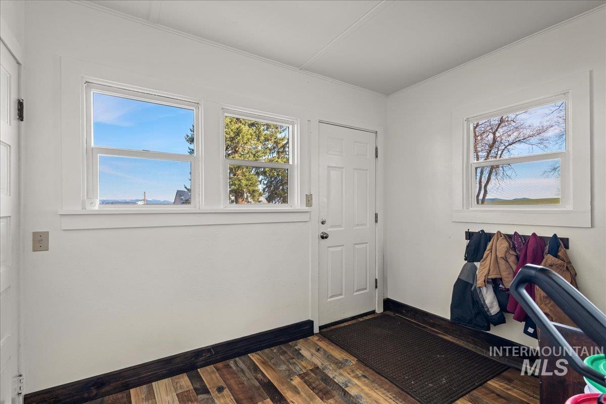 19454 Idaho Road, Worley, Idaho 83876, 2 Bedrooms, 1 Bathroom, Residential For Sale, Price $629,000, 98980652