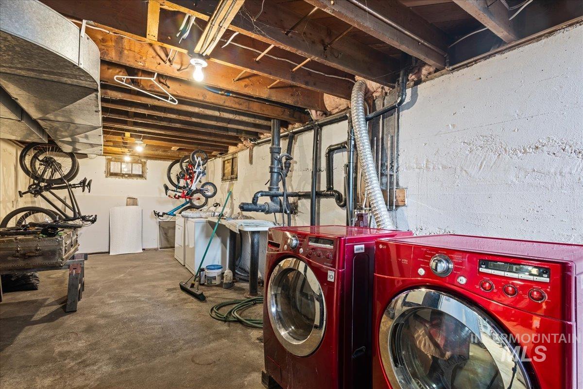 19454 Idaho Road, Worley, Idaho 83876, 2 Bedrooms, 1 Bathroom, Residential For Sale, Price $629,000, 98980652