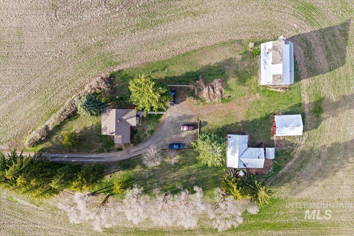 19454 Idaho Road, Worley, Idaho 83876, 2 Bedrooms, 1 Bathroom, Residential For Sale, Price $629,000, 98980652