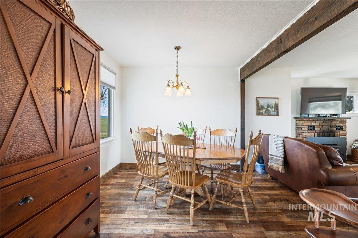 19454 Idaho Road, Worley, Idaho 83876, 2 Bedrooms, 1 Bathroom, Residential For Sale, Price $629,000, 98980652