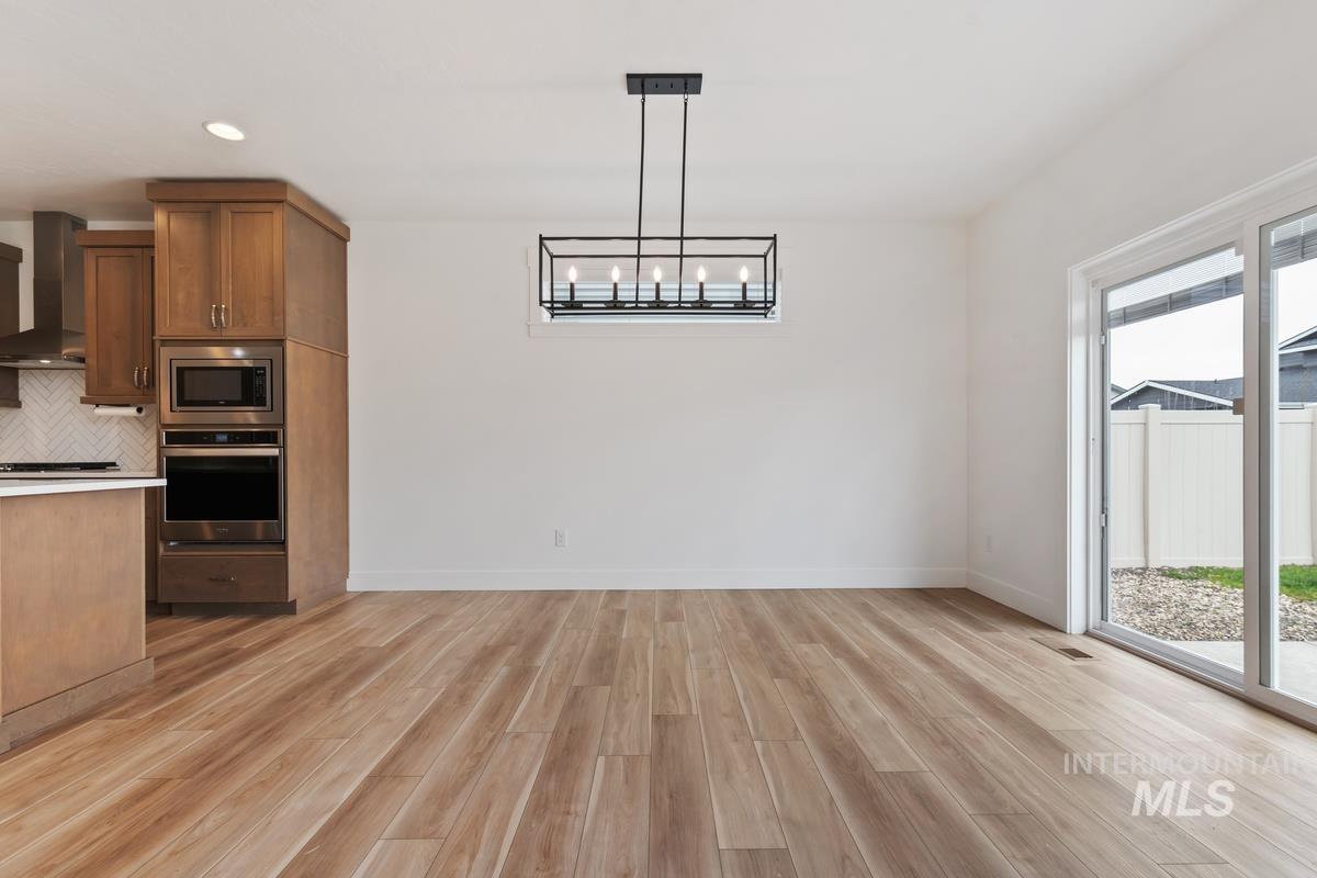 12541 W Shortcreek St., Star, Idaho 83669, 3 Bedrooms, 2 Bathrooms, Residential For Sale, Price $485,000, 98980654