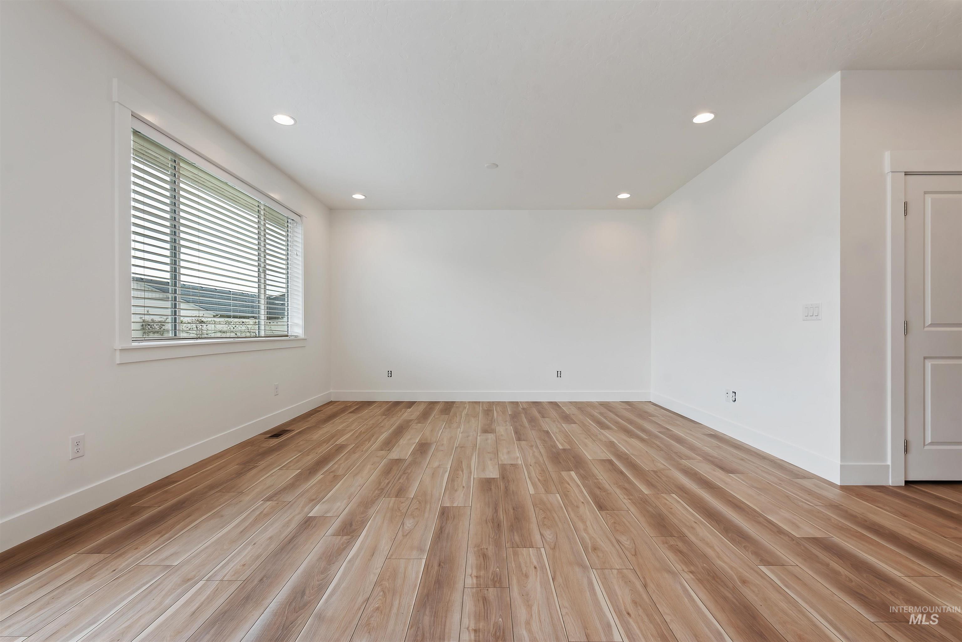 12541 W Shortcreek St., Star, Idaho 83669, 3 Bedrooms, 2 Bathrooms, Residential For Sale, Price $485,000, 98980654