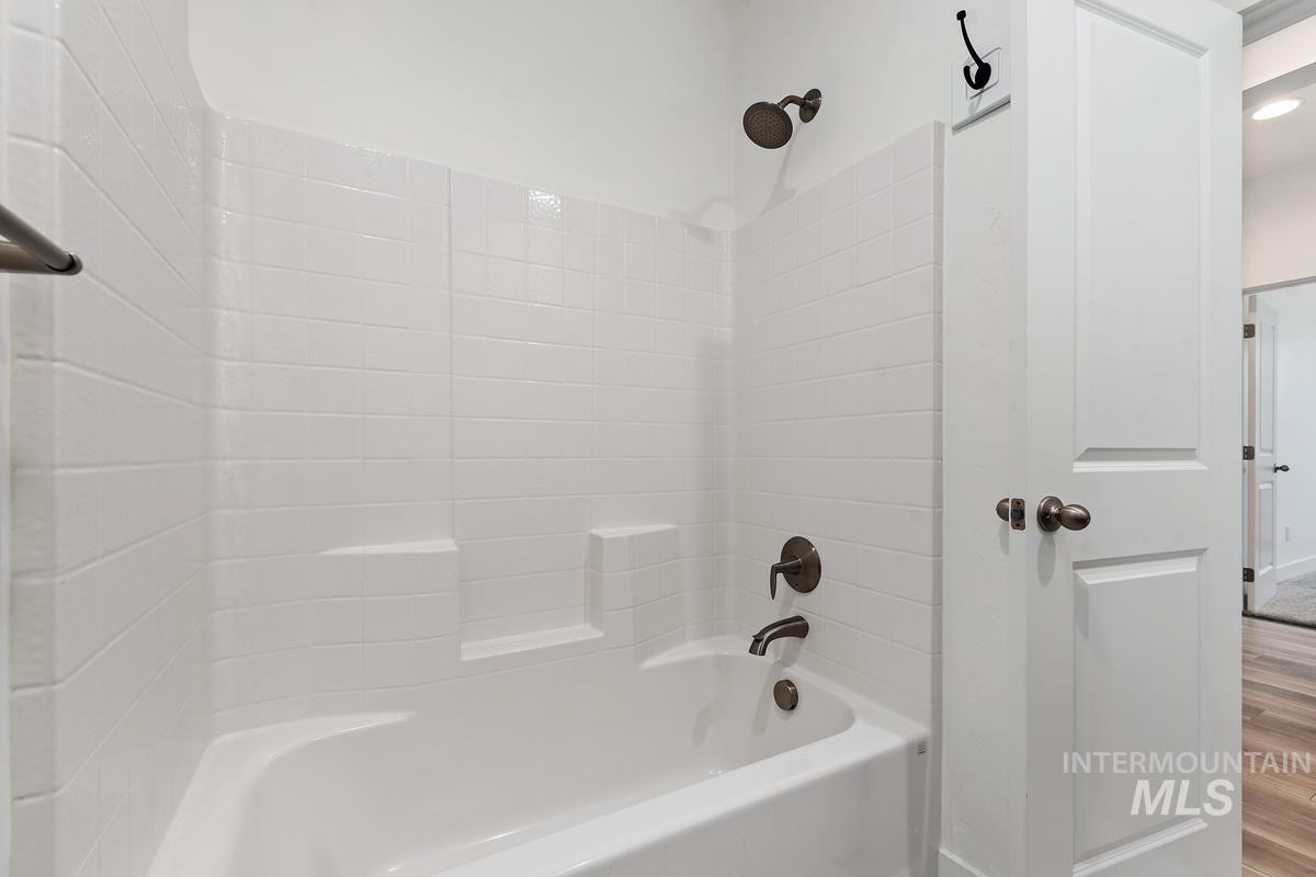 12541 W Shortcreek St., Star, Idaho 83669, 3 Bedrooms, 2 Bathrooms, Residential For Sale, Price $485,000, 98980654