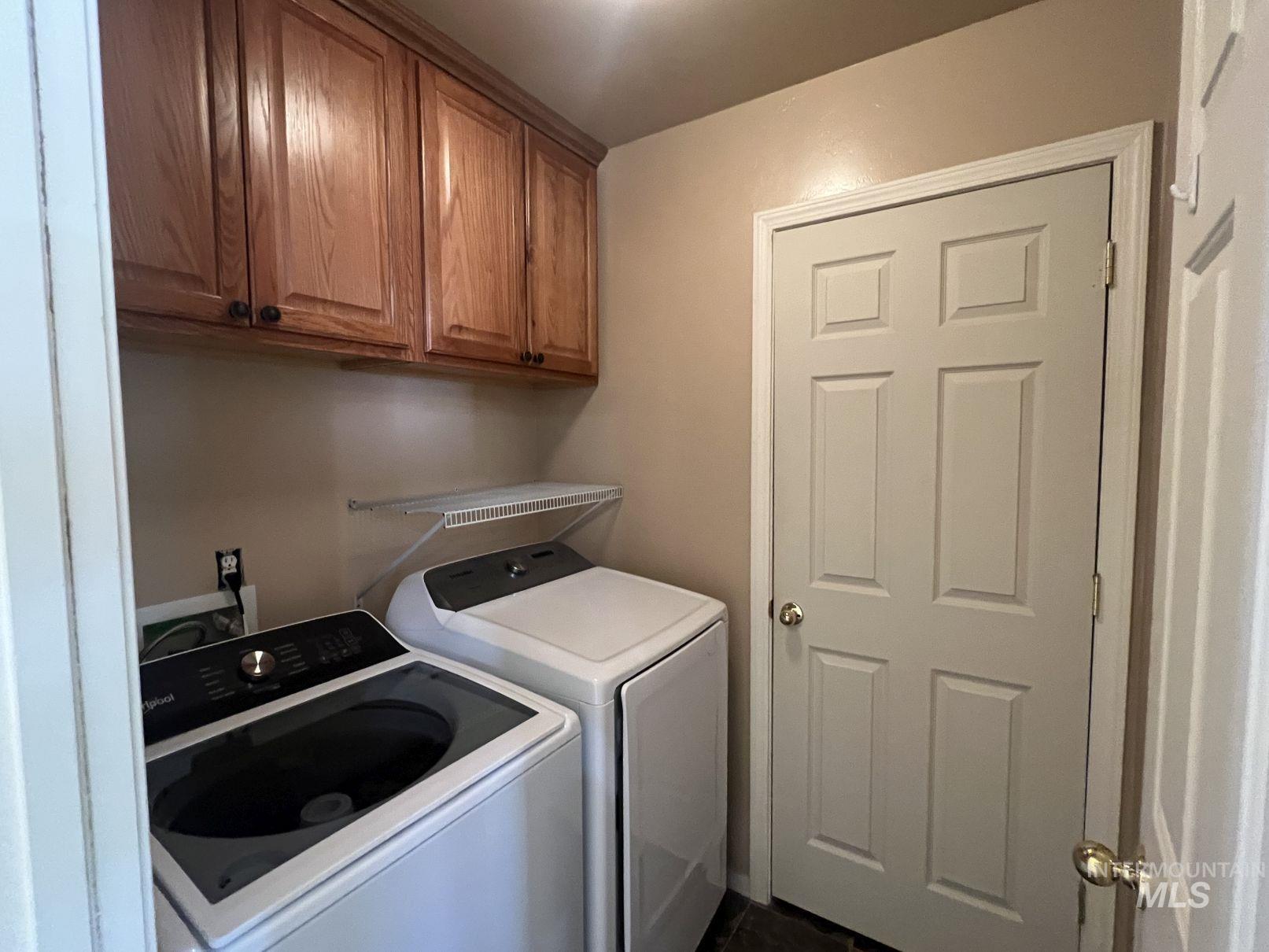 329 W Ave J, Jerome, Idaho 83338, 3 Bedrooms, 2 Bathrooms, Residential For Sale, Price $329,900, 98980657