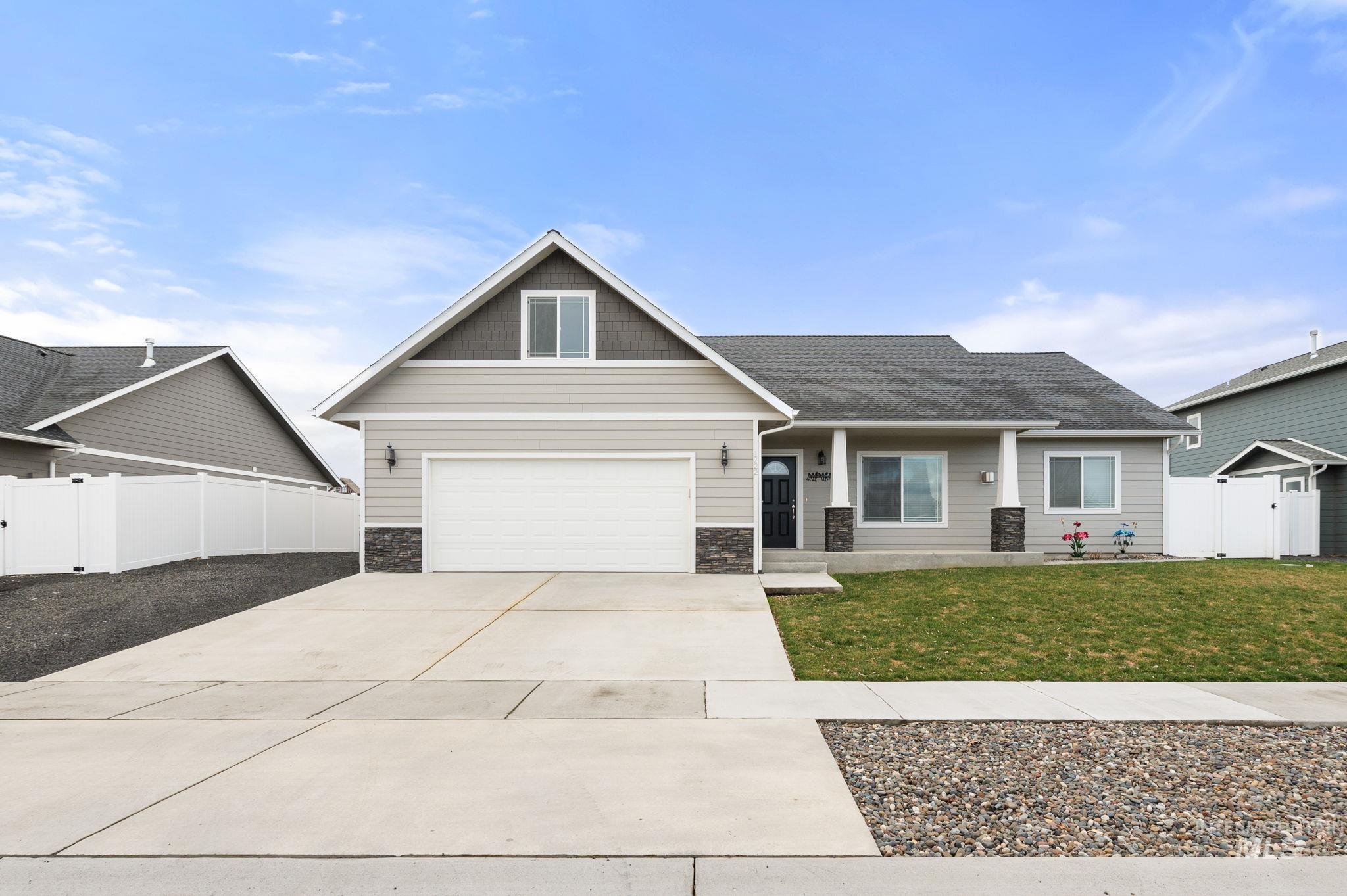 1722 Pioneer Drive, Lewiston, Idaho 83501, 3 Bedrooms, 2 Bathrooms, Residential For Sale, Price $499,000, 98980658