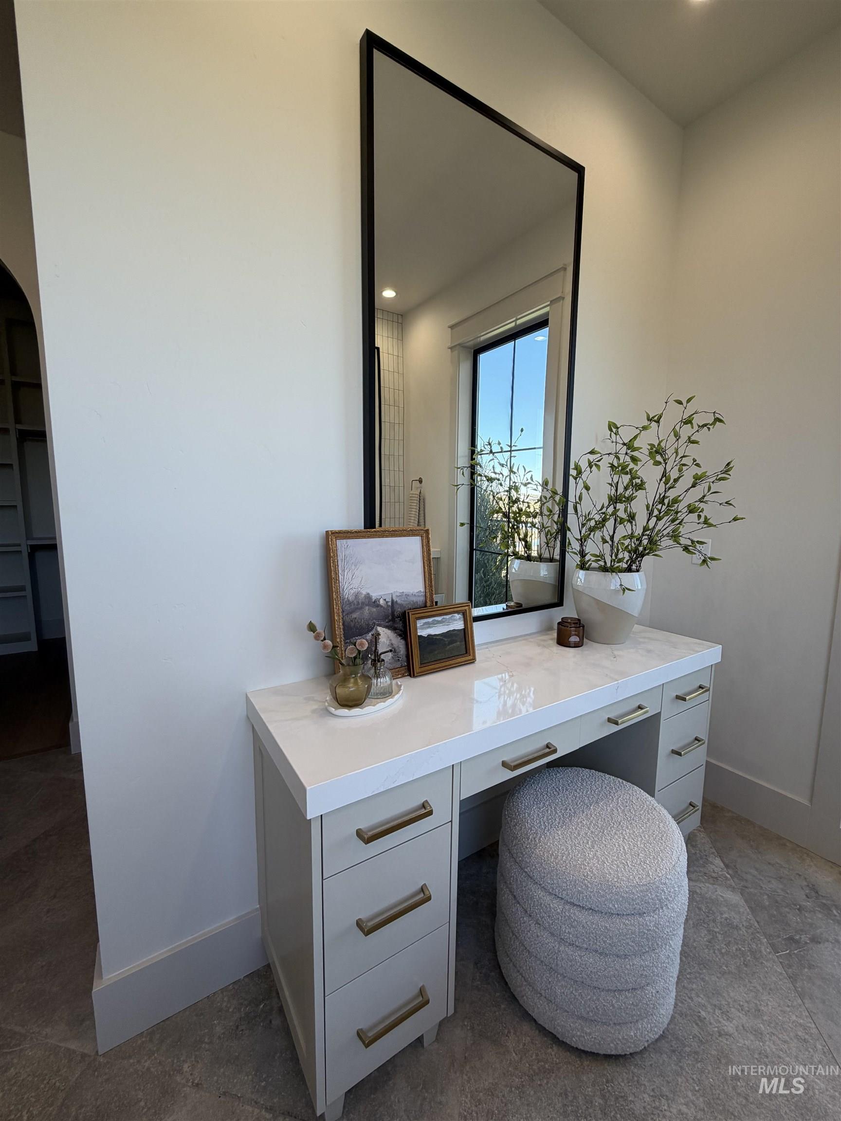 4930 W Braveheart, Eagle, Idaho 83616, 3 Bedrooms, 4 Bathrooms, Residential For Sale, Price $1,995,000,MLS 98980660