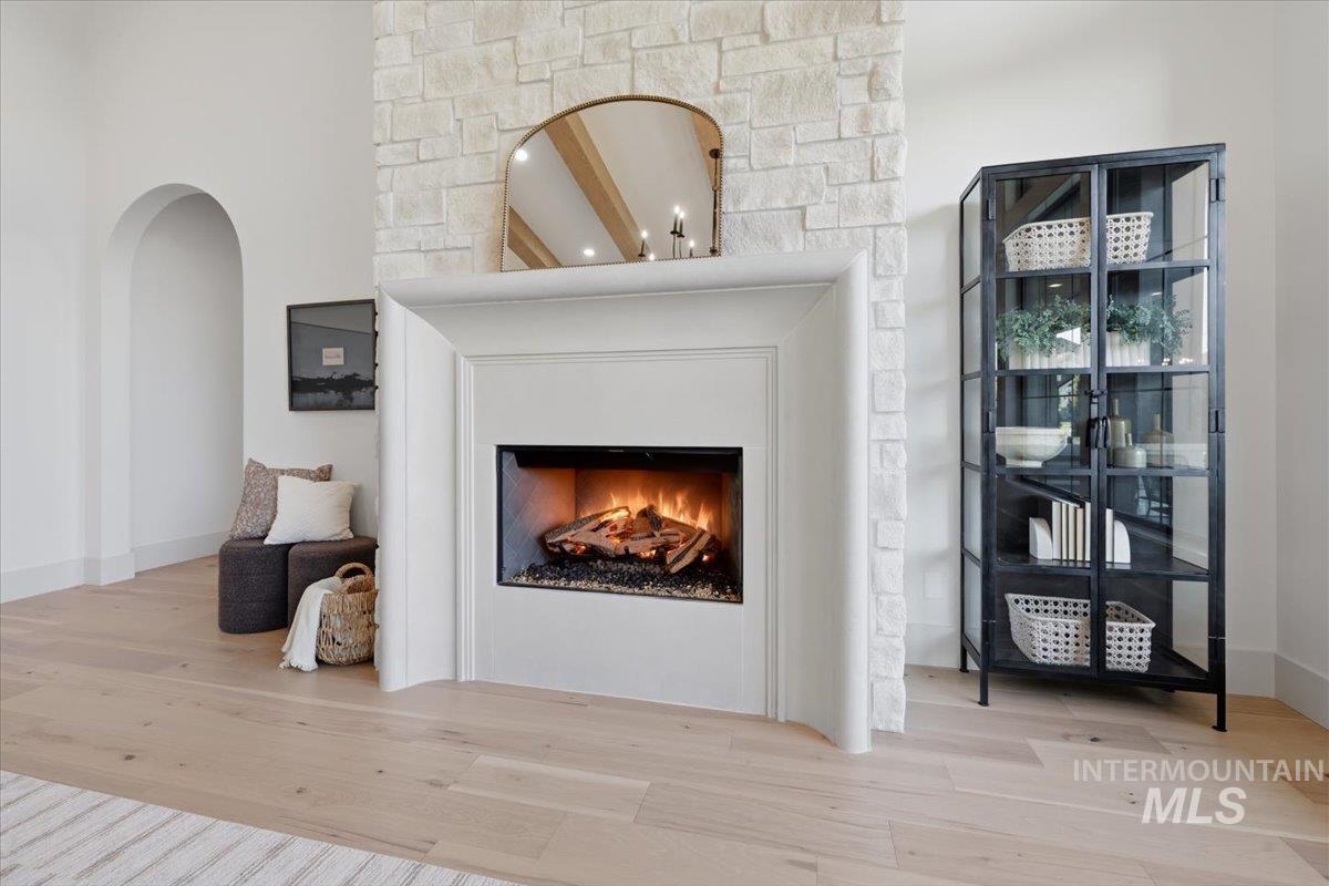 4930 W Braveheart, Eagle, Idaho 83616, 3 Bedrooms, 4 Bathrooms, Residential For Sale, Price $1,895,000,MLS 98980660
