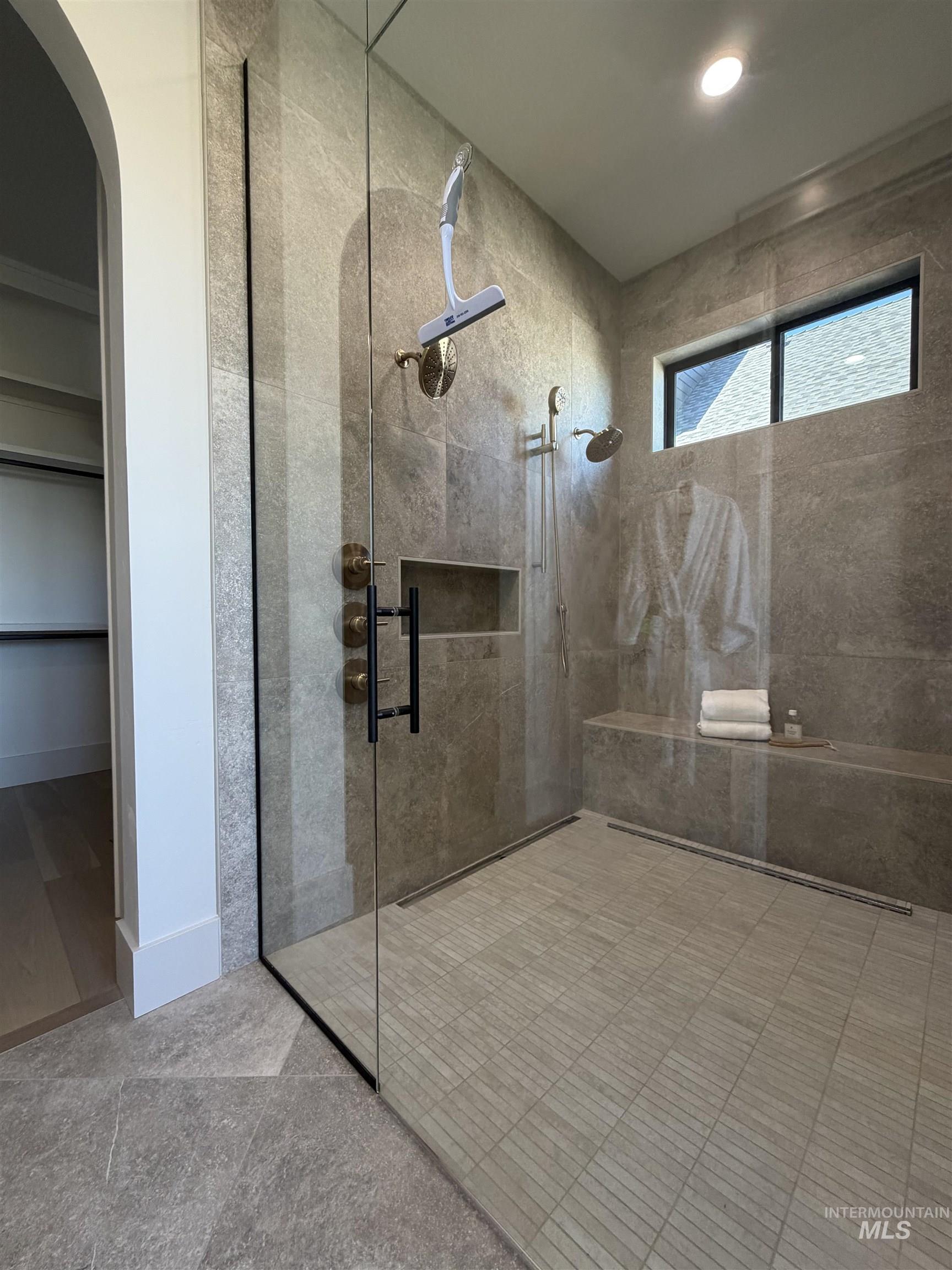 4930 W Braveheart, Eagle, Idaho 83616, 3 Bedrooms, 4 Bathrooms, Residential For Sale, Price $1,995,000,MLS 98980660