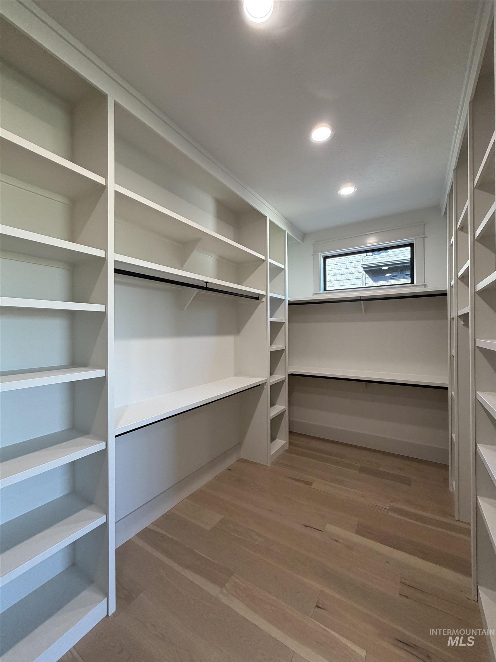 4930 W Braveheart, Eagle, Idaho 83616, 3 Bedrooms, 4 Bathrooms, Residential For Sale, Price $1,995,000,MLS 98980660