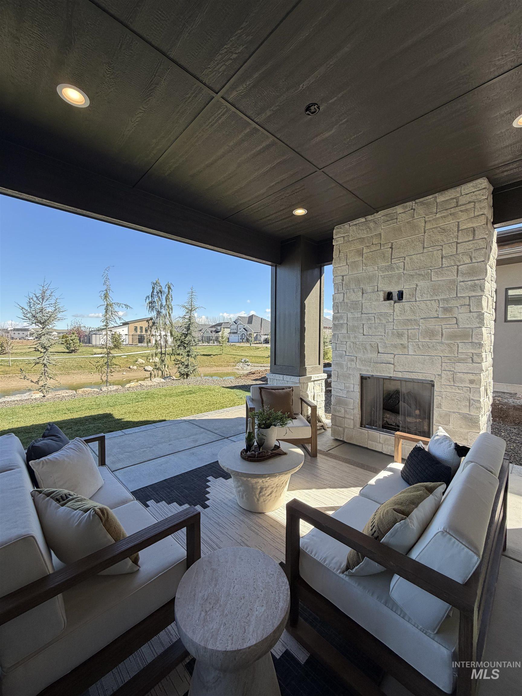 4930 W Braveheart, Eagle, Idaho 83616, 3 Bedrooms, 4 Bathrooms, Residential For Sale, Price $1,995,000,MLS 98980660