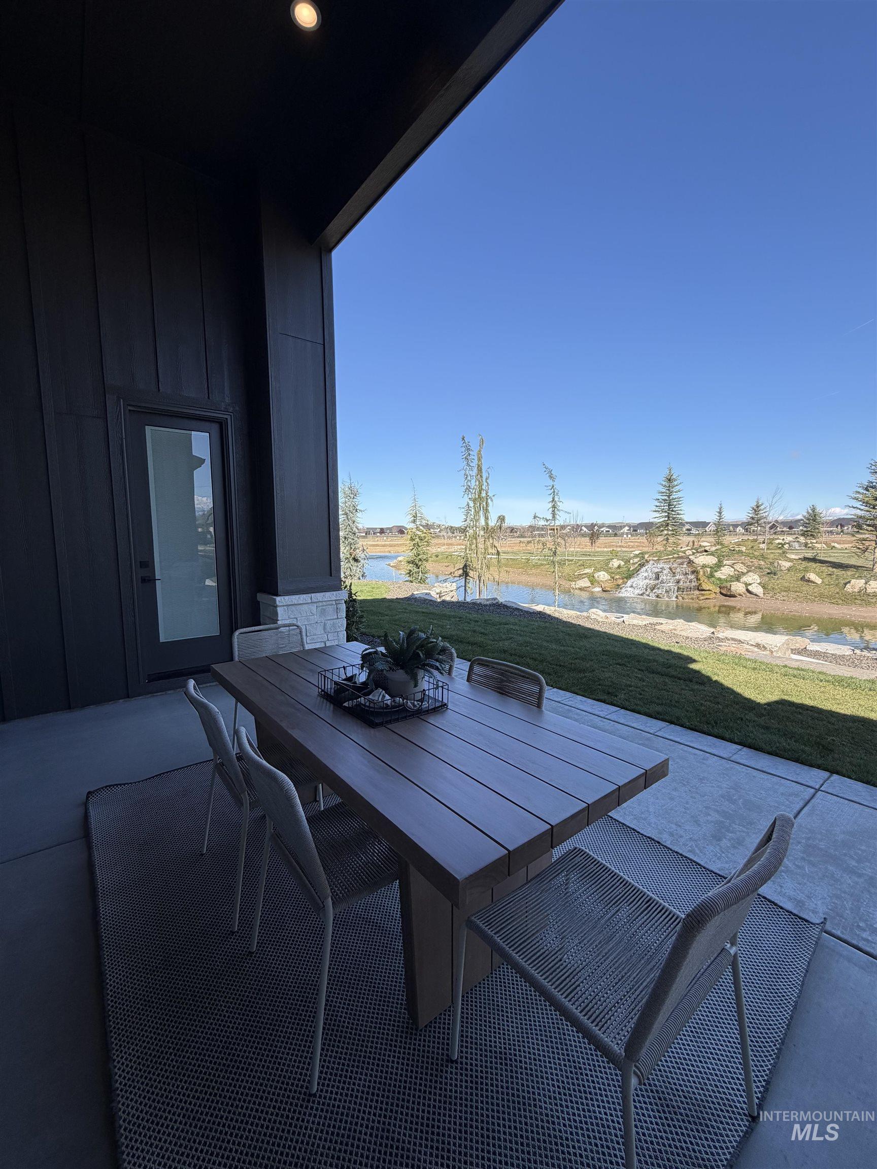 4930 W Braveheart, Eagle, Idaho 83616, 3 Bedrooms, 4 Bathrooms, Residential For Sale, Price $1,995,000,MLS 98980660