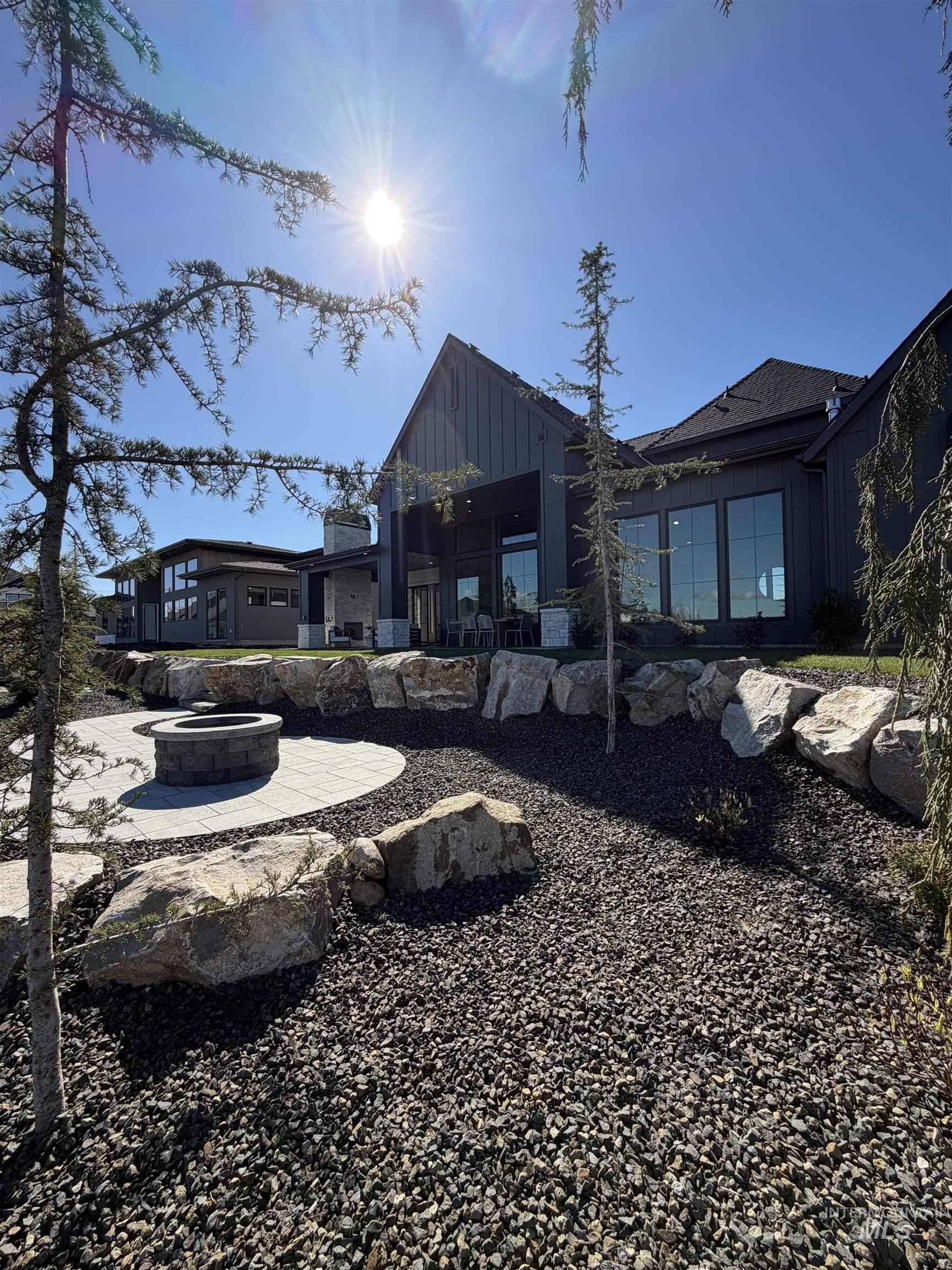 4930 W Braveheart, Eagle, Idaho 83616, 3 Bedrooms, 4 Bathrooms, Residential For Sale, Price $1,995,000,MLS 98980660