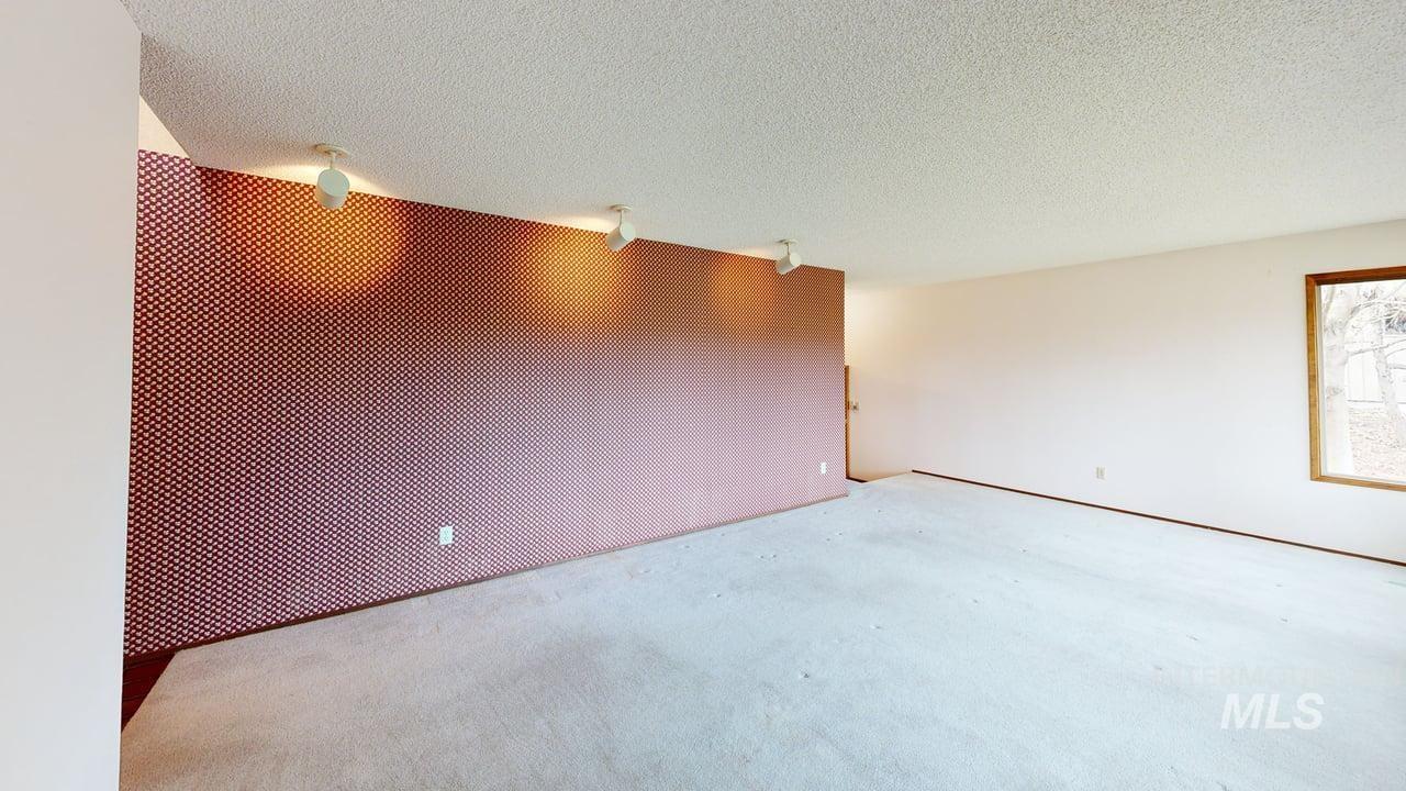 338 W Shiloh Drive, Lewiston, Idaho 83501, 4 Bedrooms, 2.5 Bathrooms, Residential For Sale, Price $448,000, 98980662