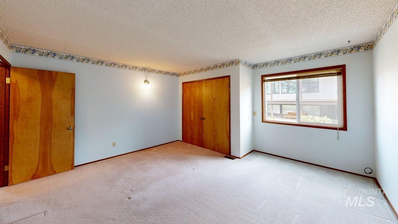 338 W Shiloh Drive, Lewiston, Idaho 83501, 4 Bedrooms, 2.5 Bathrooms, Residential For Sale, Price $448,000, 98980662